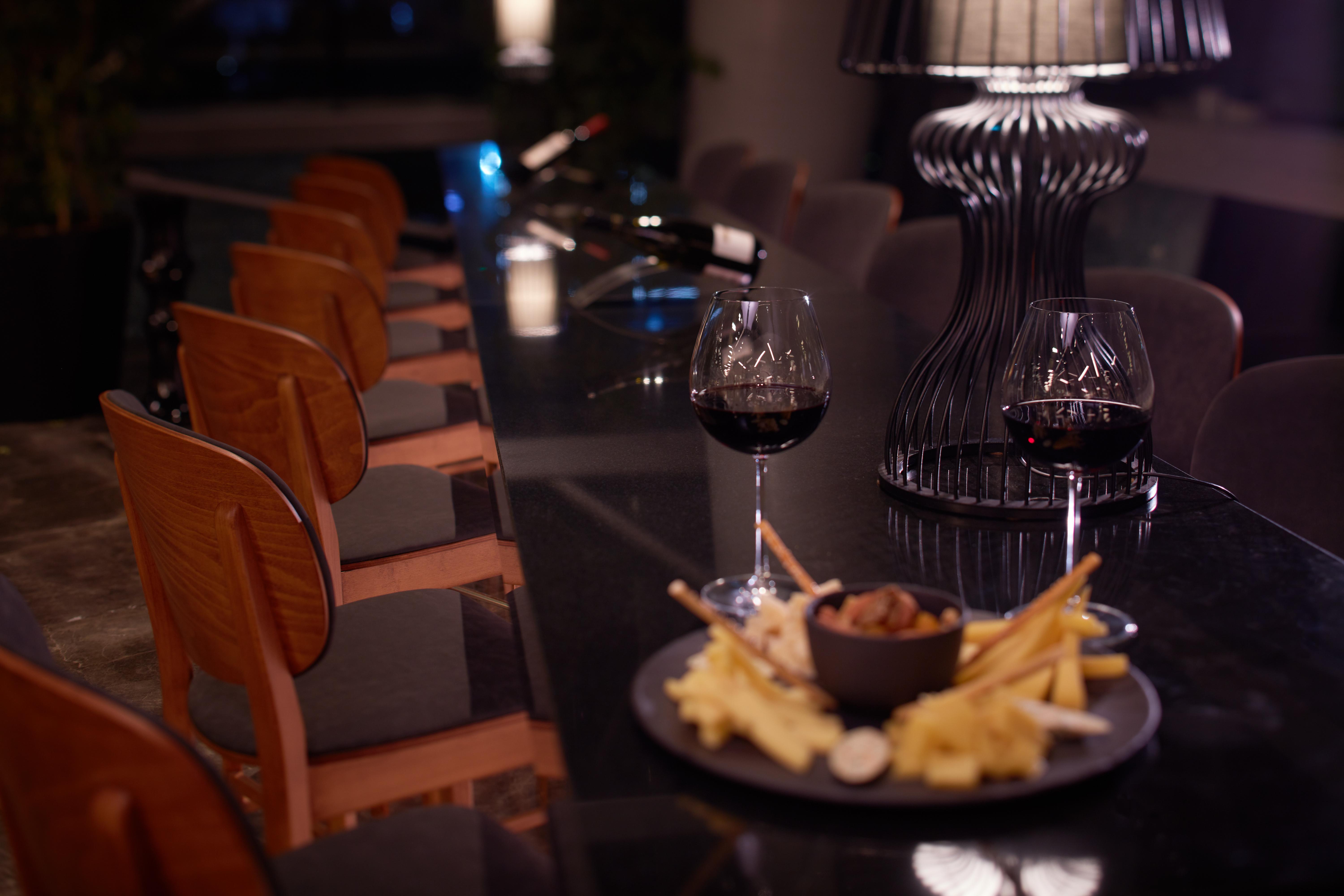 Pullman & Convention Center Hotel 5*