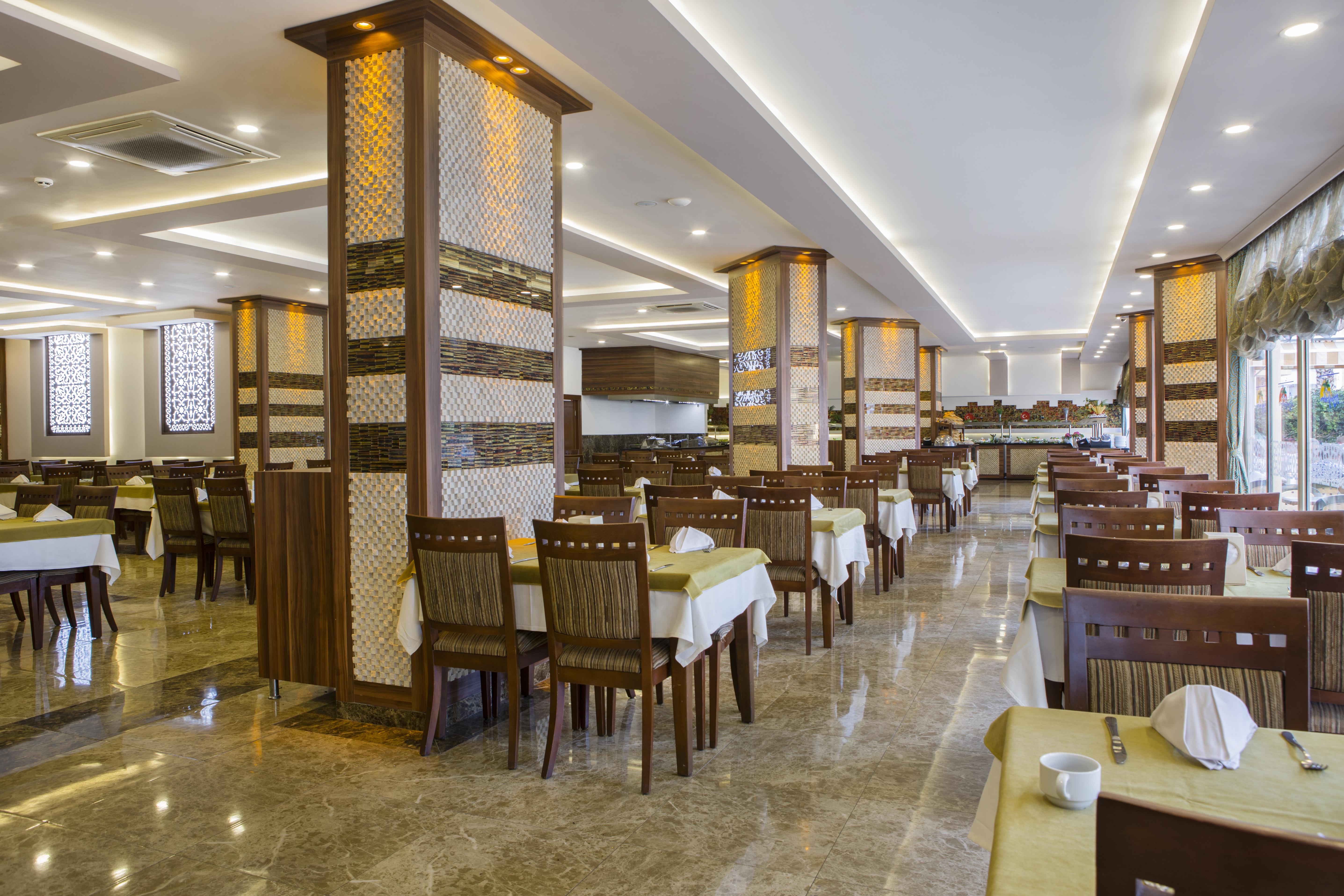 Resort Kleopatra Royal Palm 4*