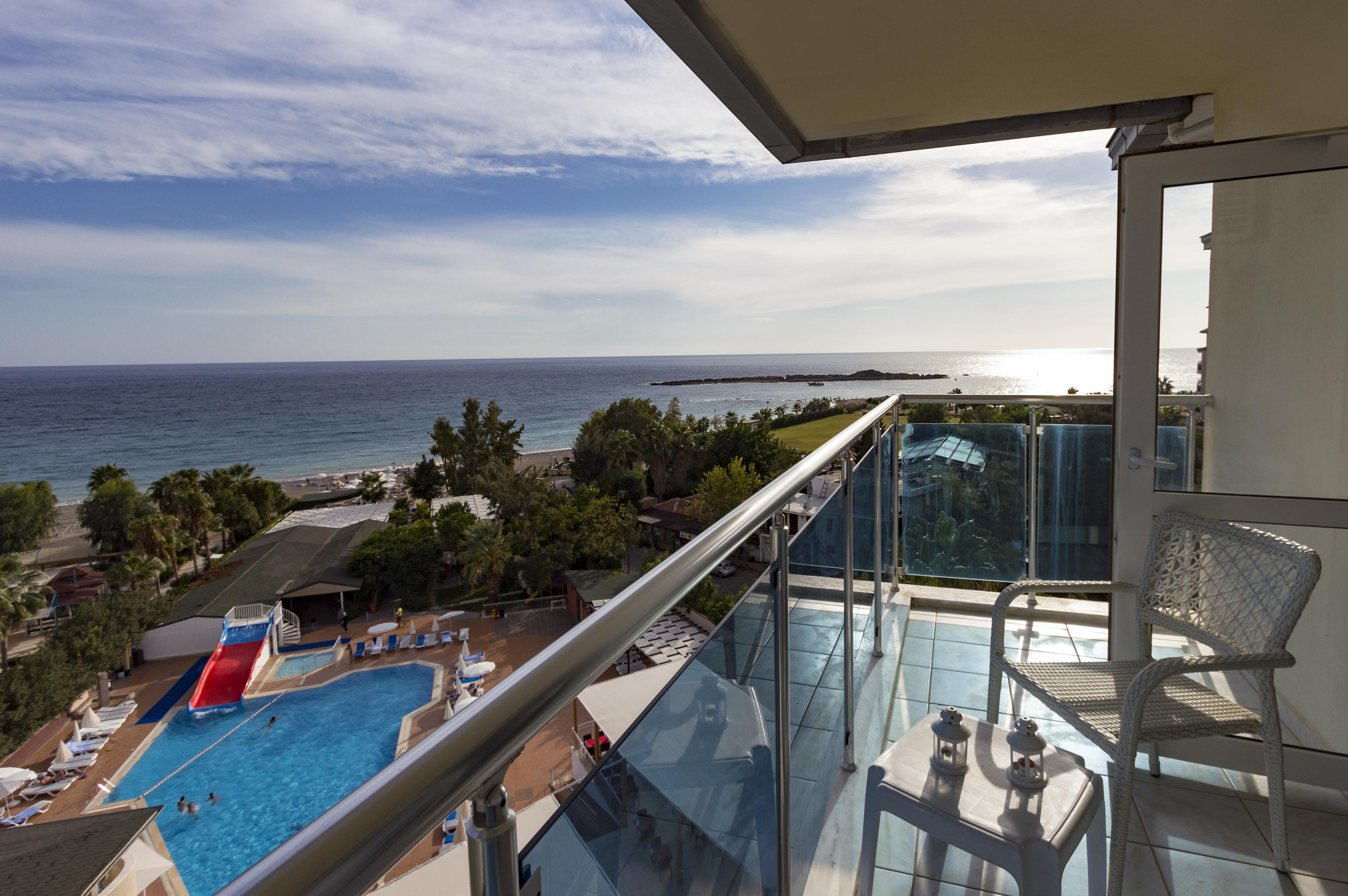 Maya World Hotel Okurcalar