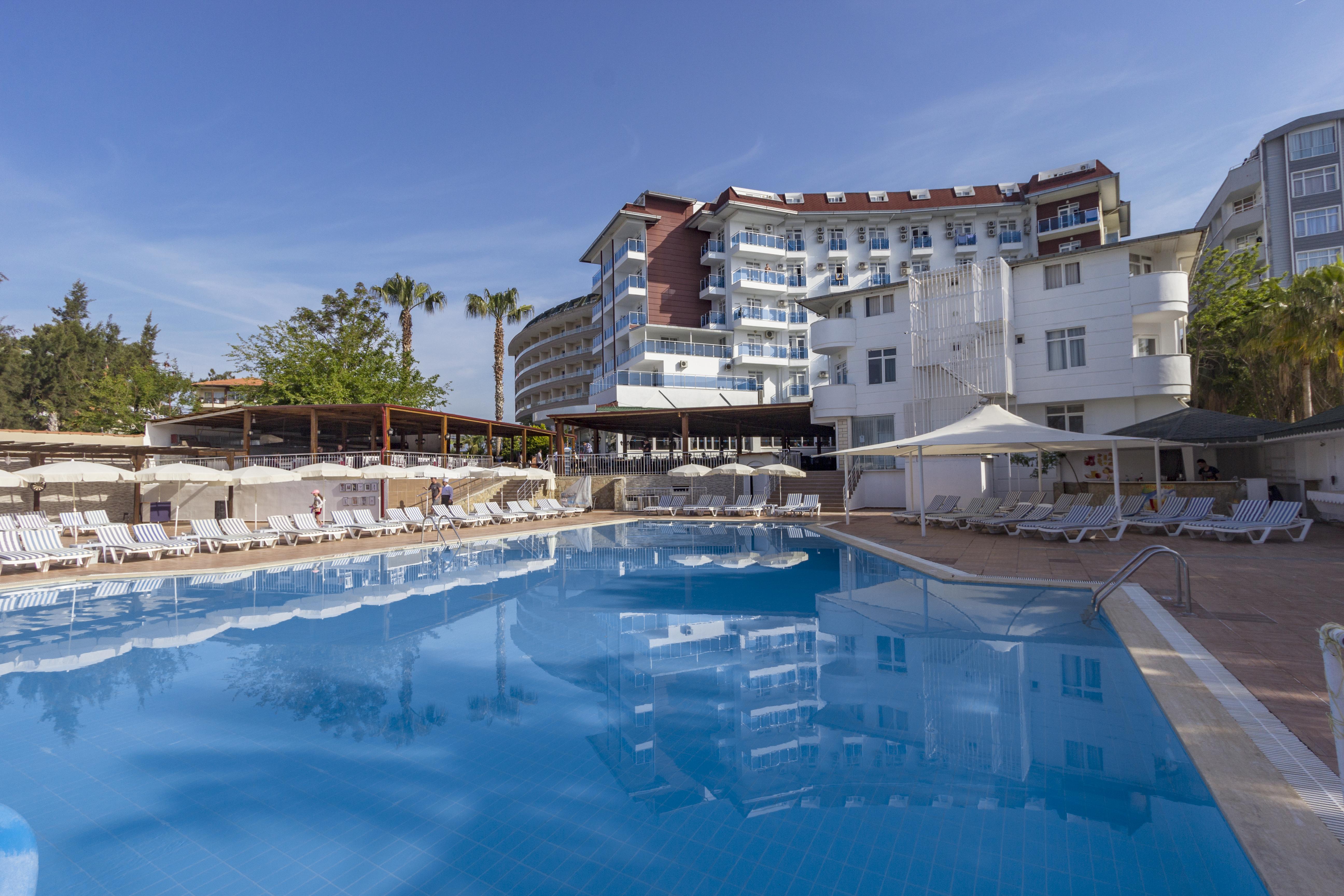 Hotel Maya World Okurcalar