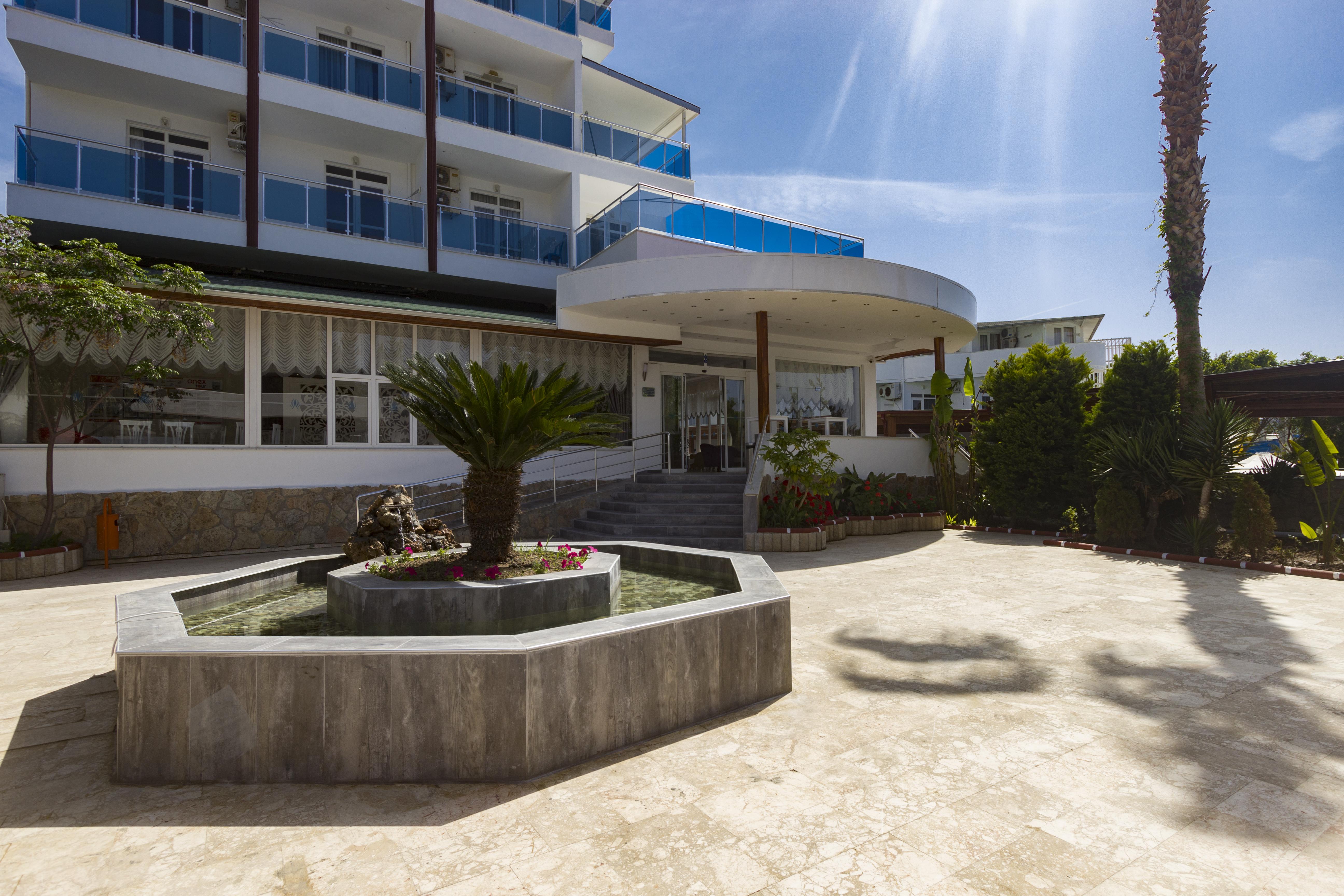 Hotel Maya World 3*