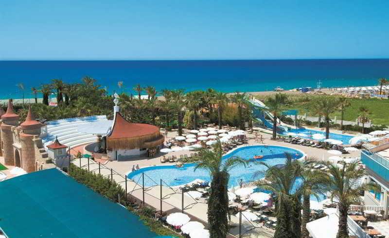 Aydinbey Famous Resort