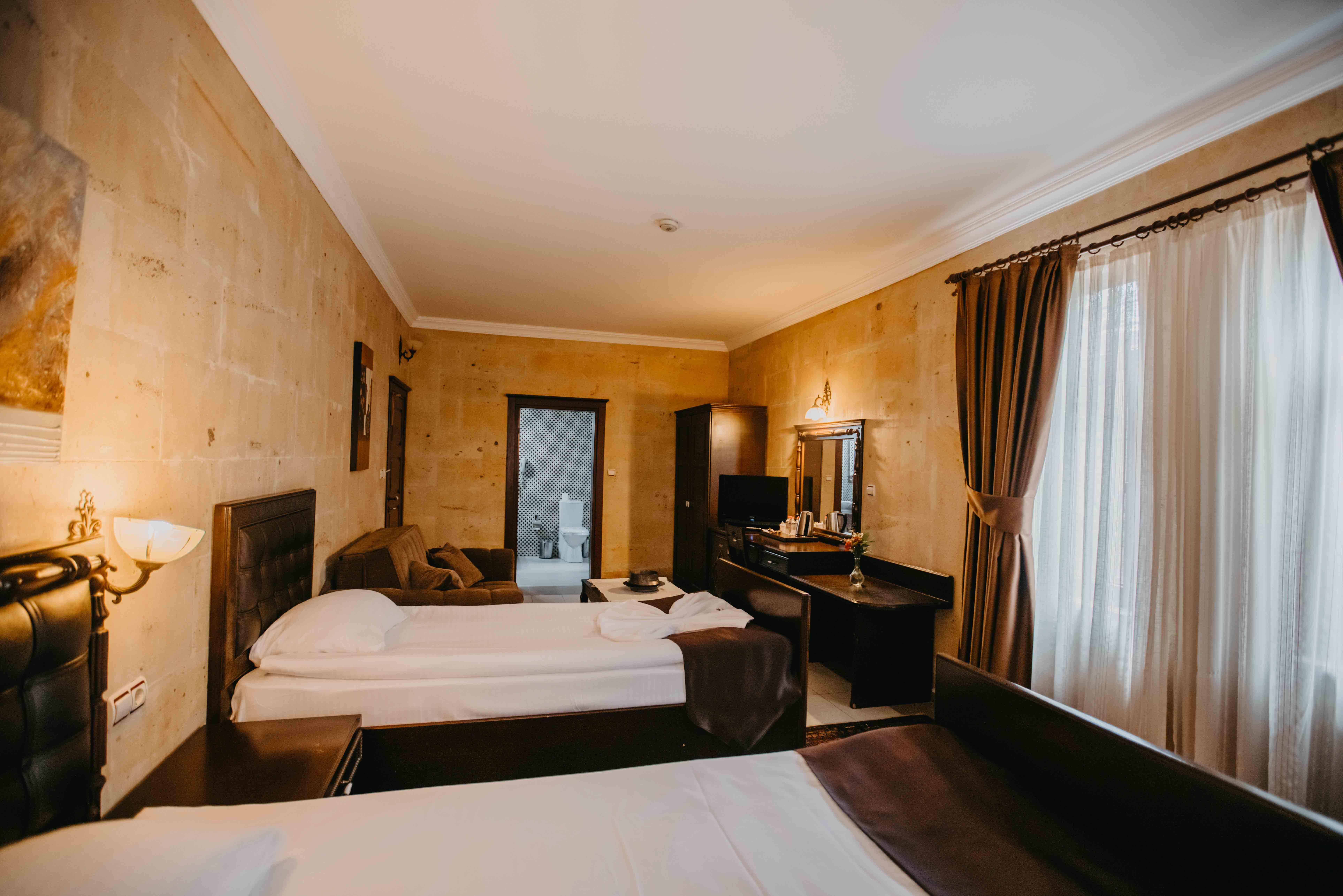 Royal Stone - Hotel