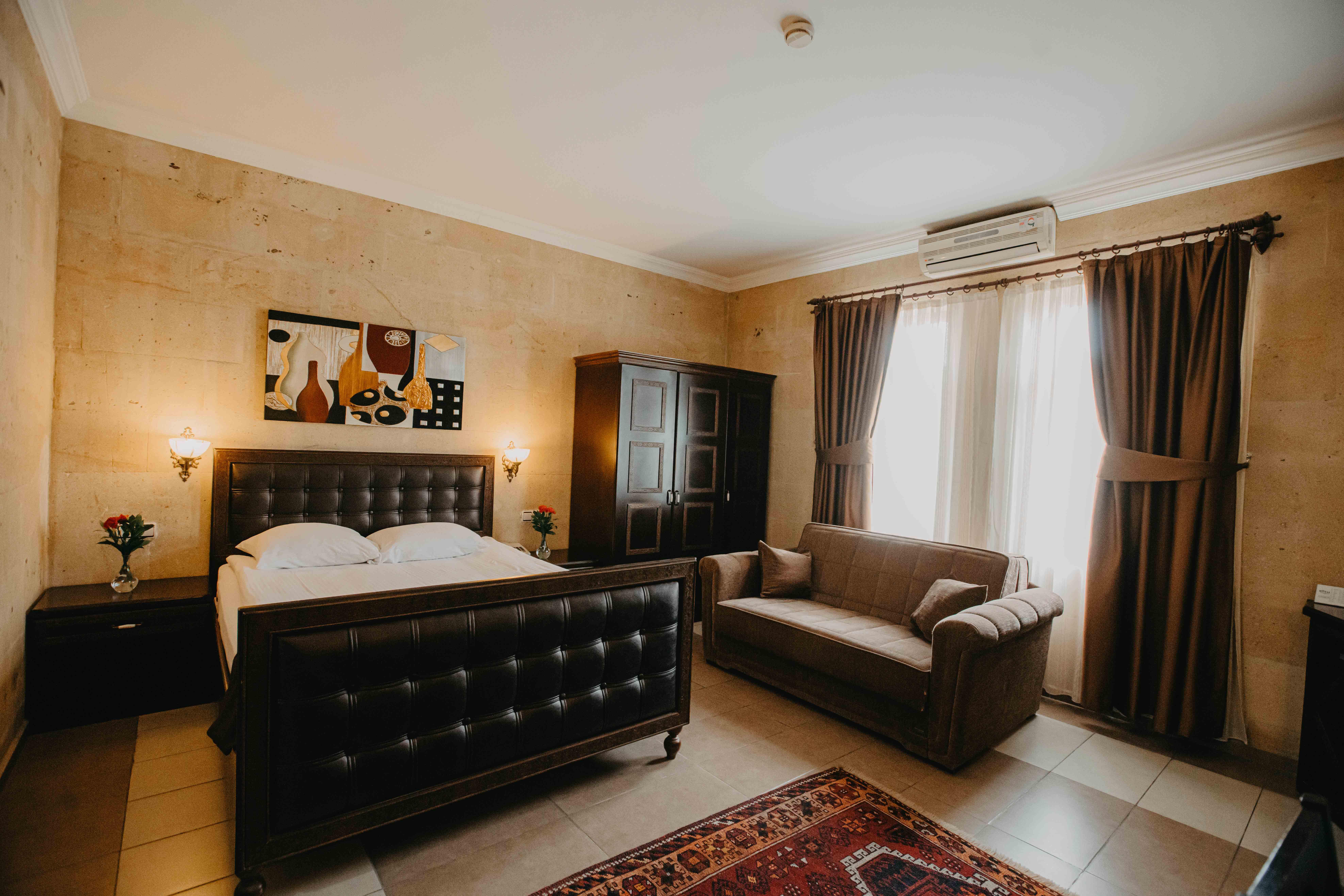 Royal Stone - Hotel 3*