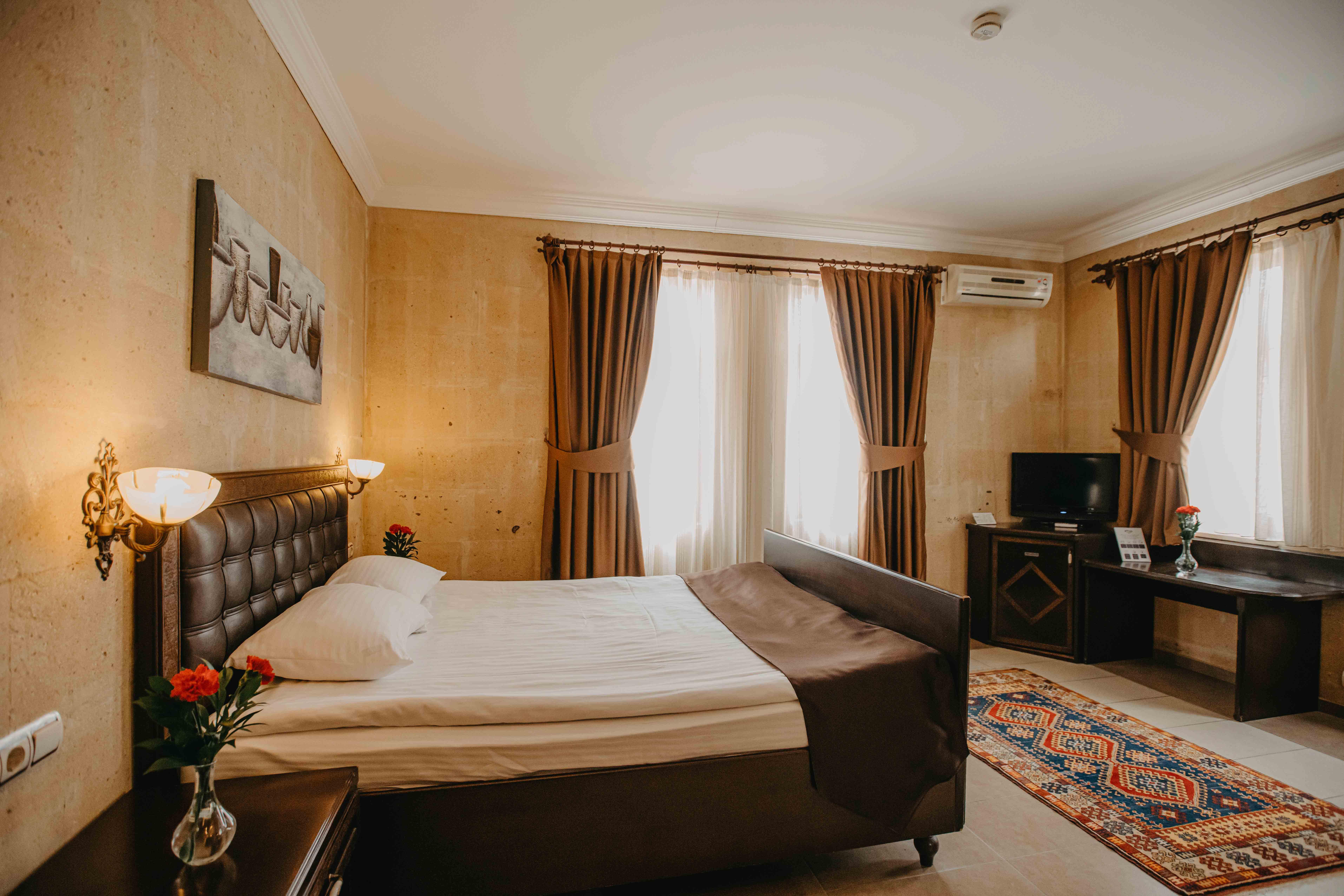 Royal Stone - Hotel 3*