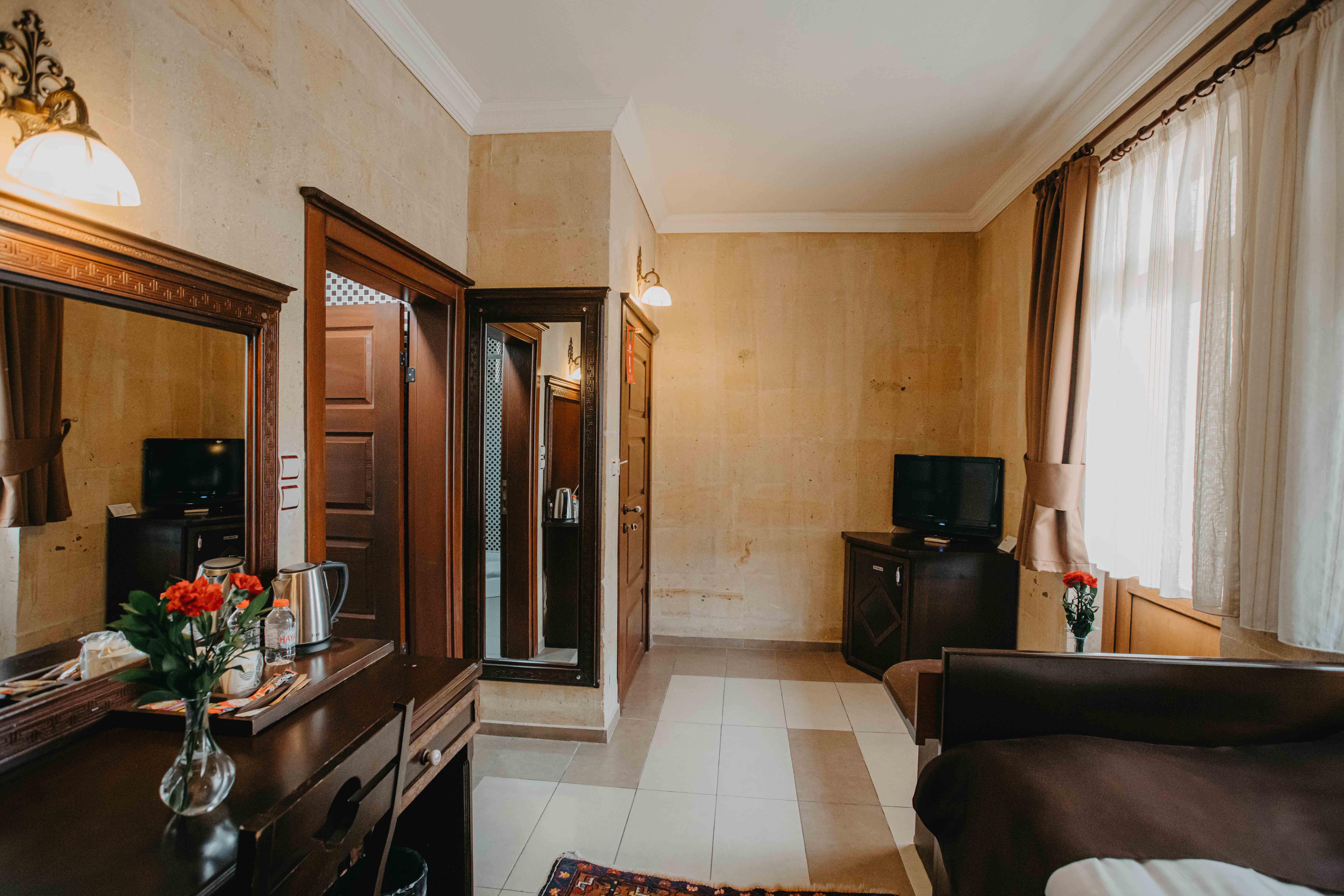 Royal Stone -