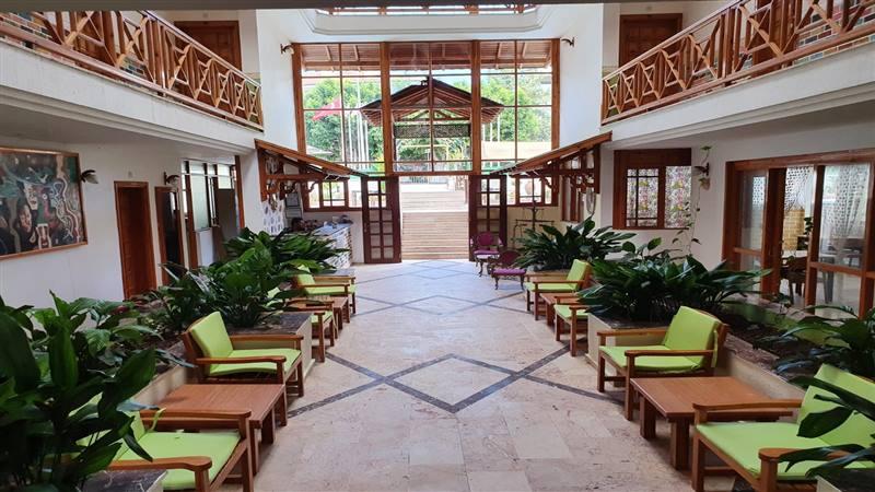 Agon Hotel 3*