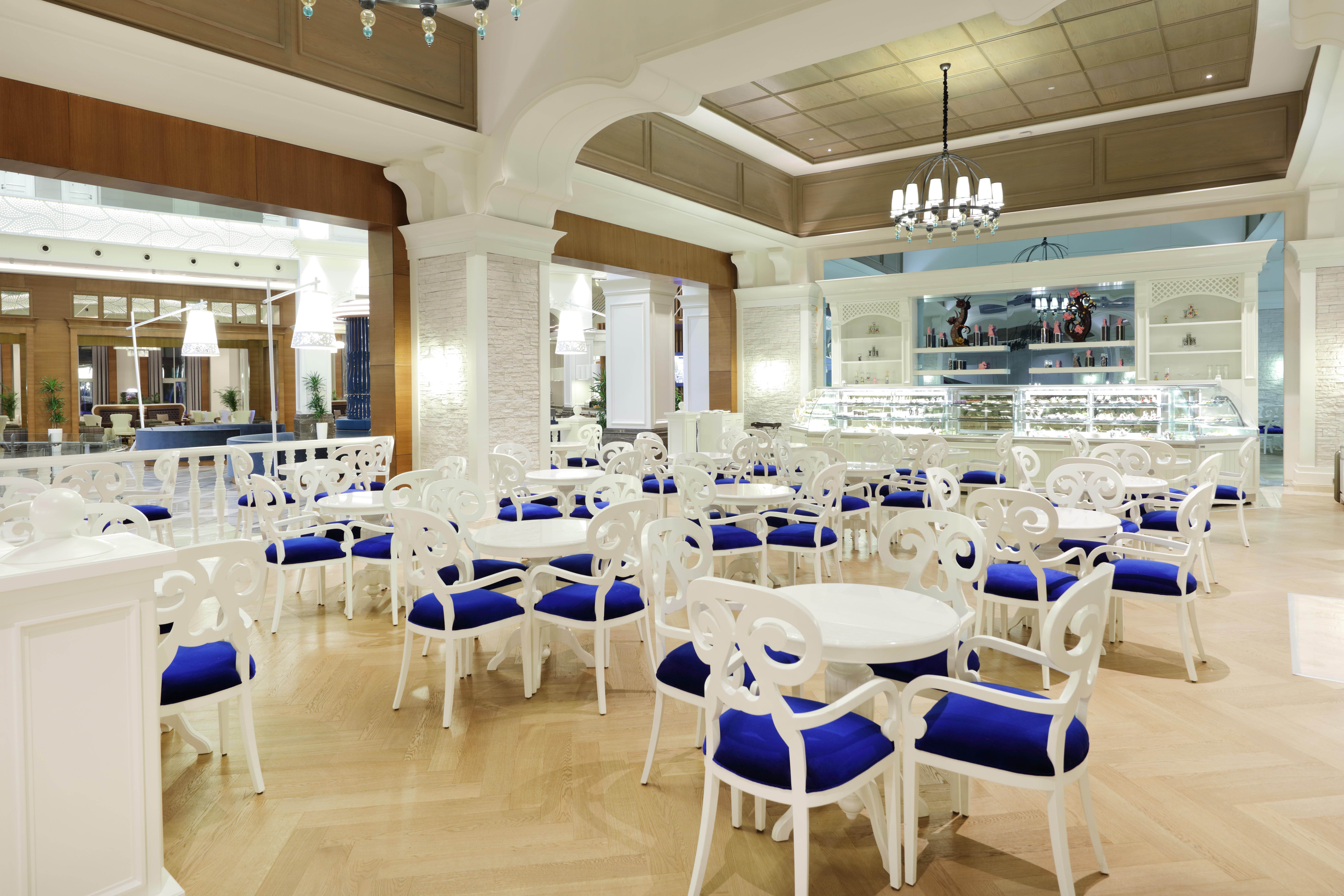 Sueno Deluxe Hotel