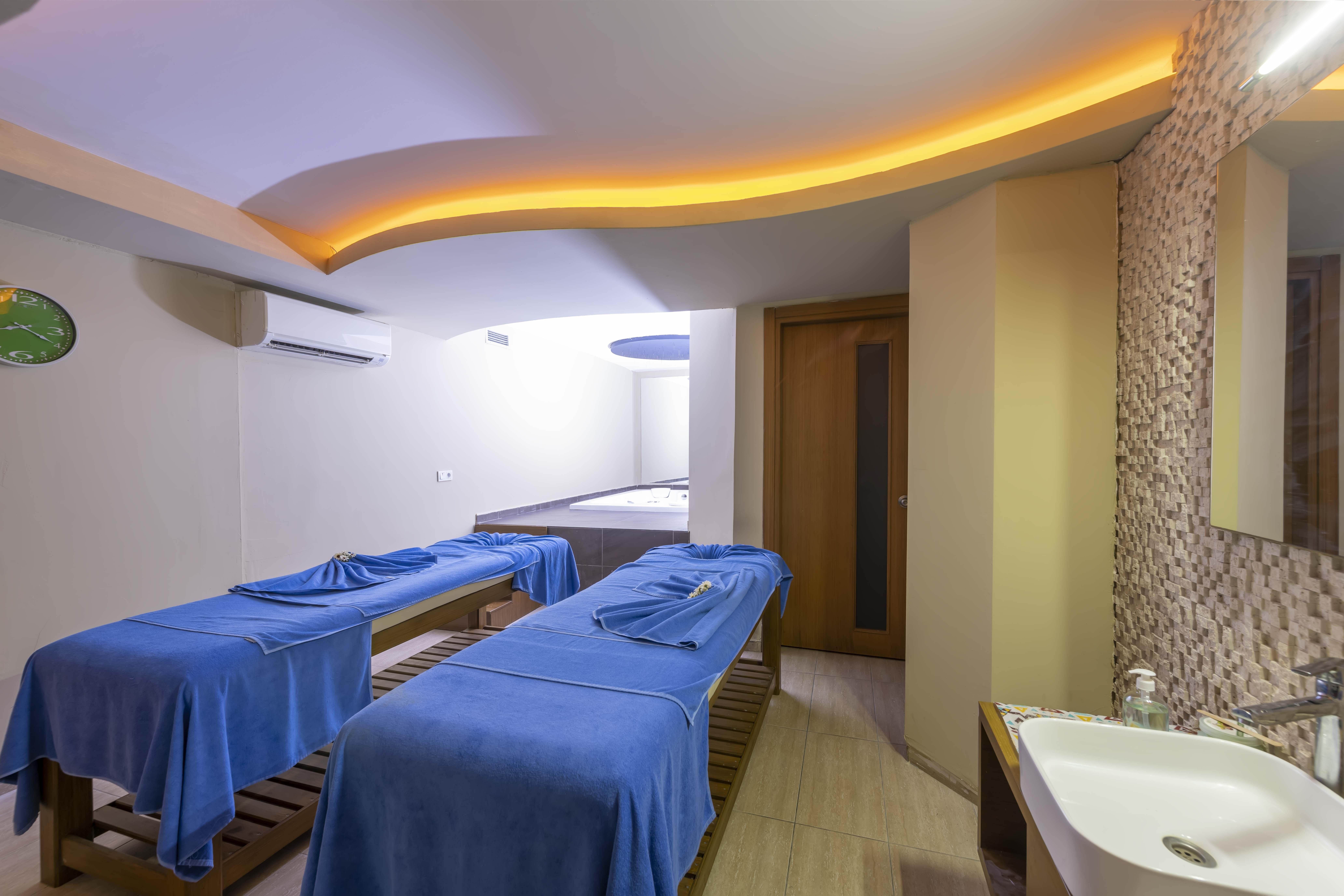 Resort Amara Family 5*