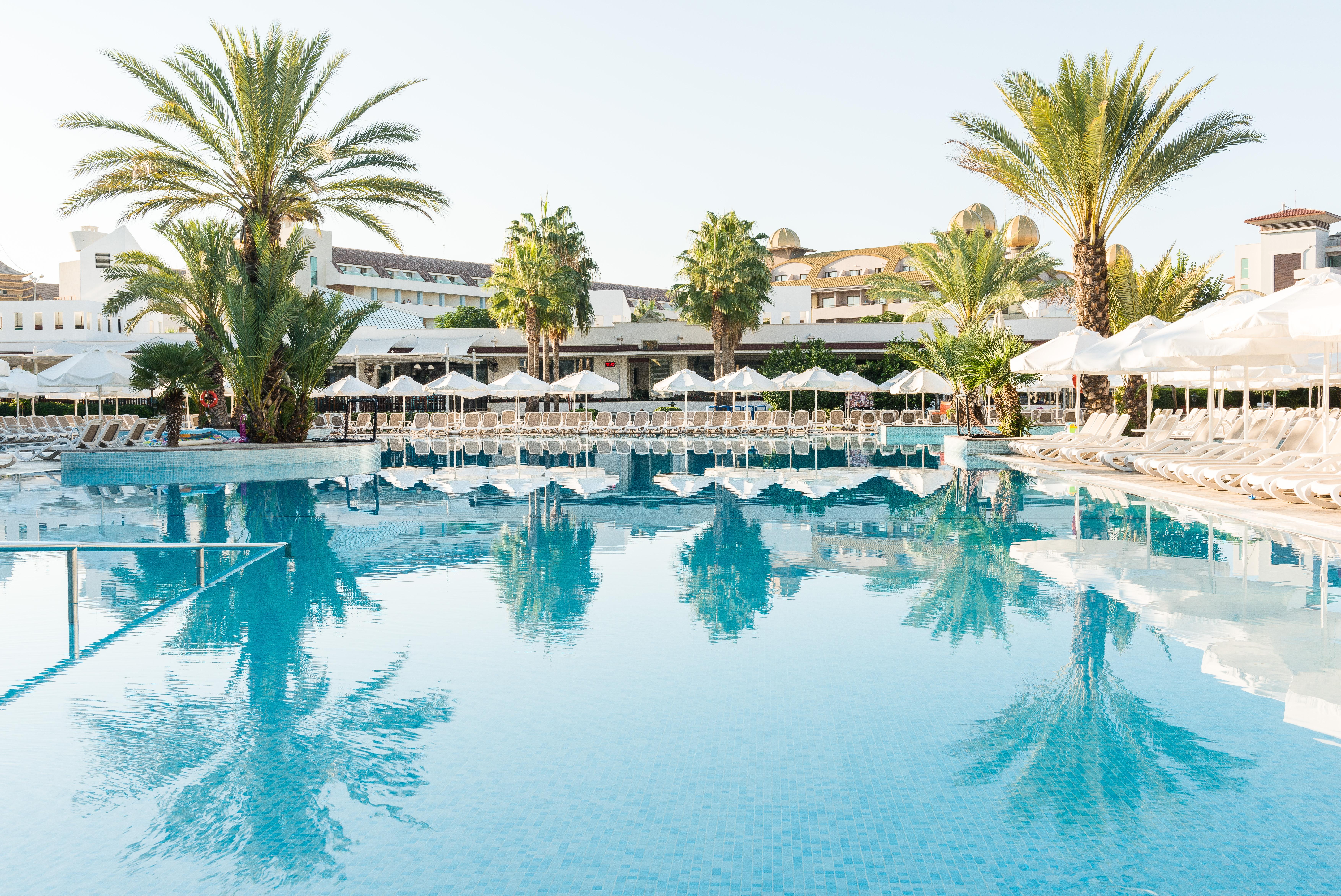 Barut B 4* Side