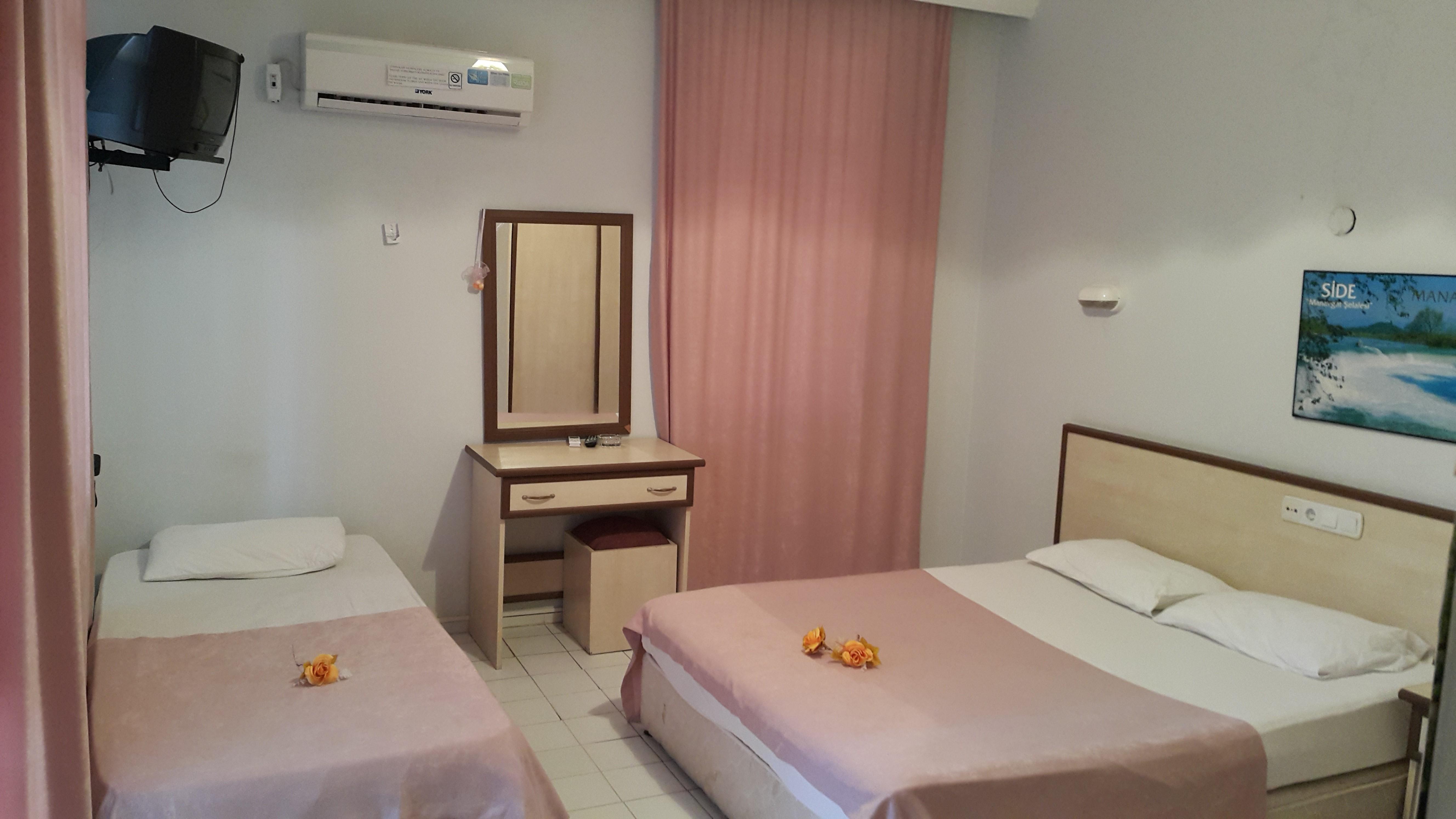 Delphin Aparthotel 2*