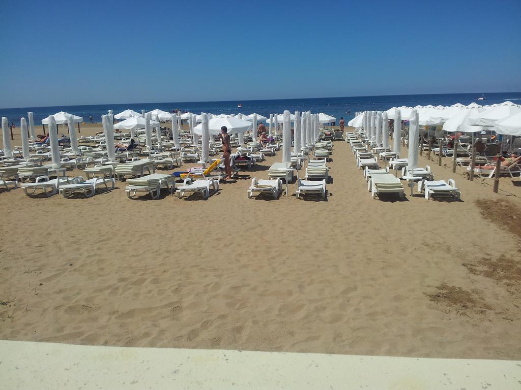 Delphin Aparthotel 2*