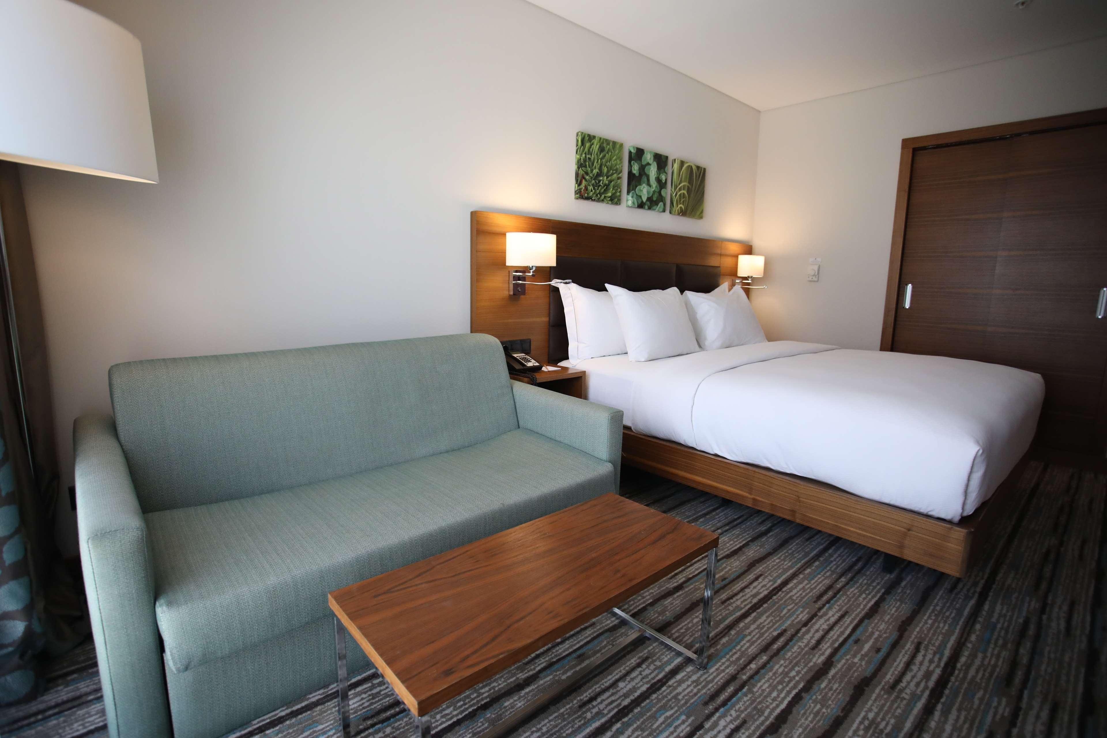 Hilton Garden Gimat Hotel