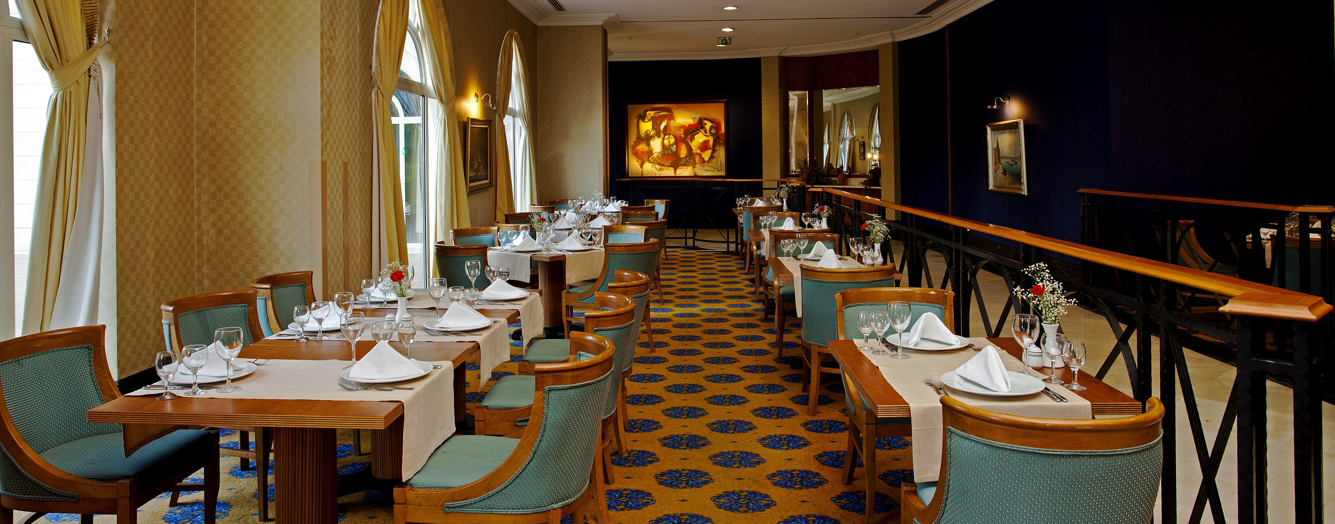 Hotel Ic Airport 4*