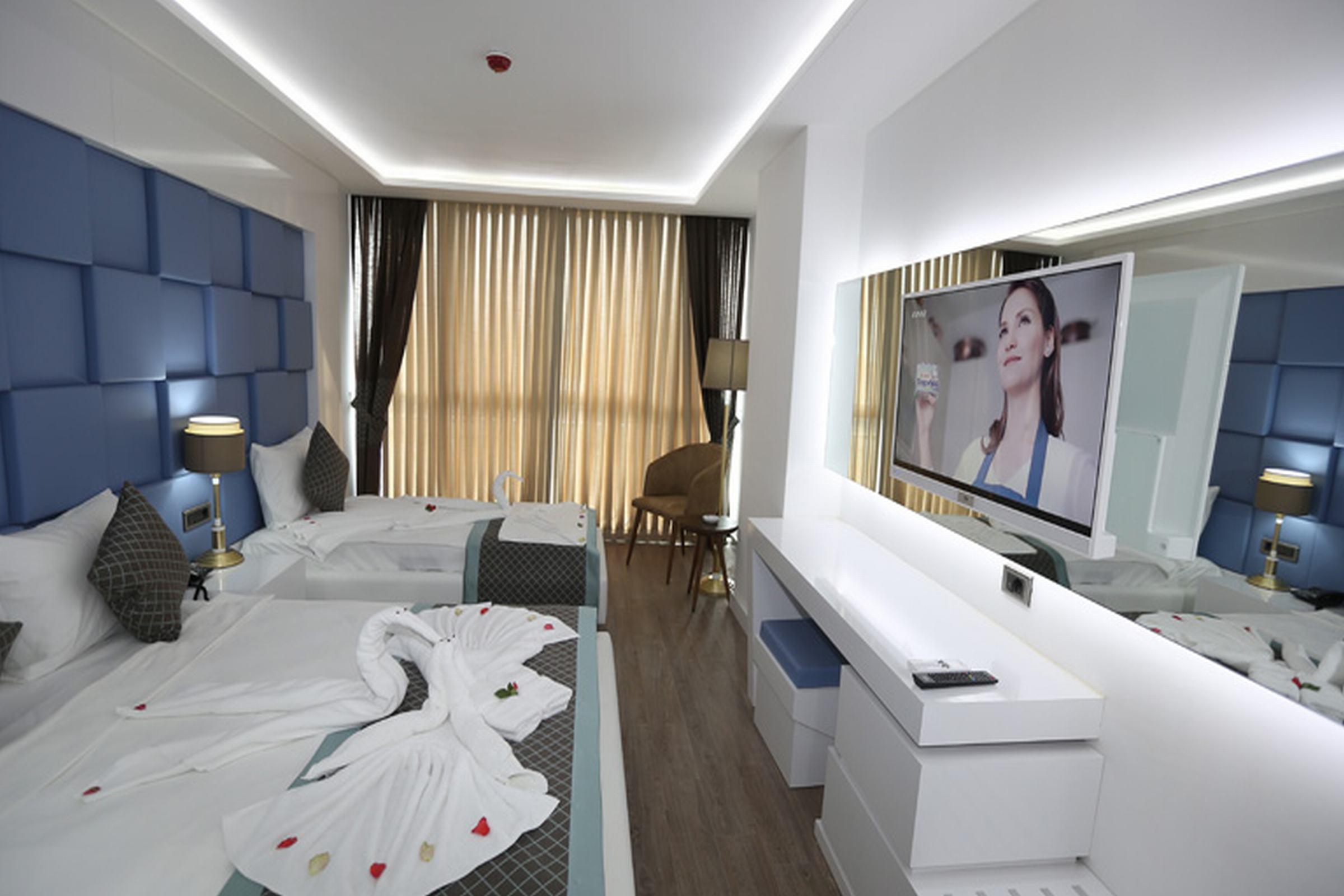 Elips Royal & Antalya