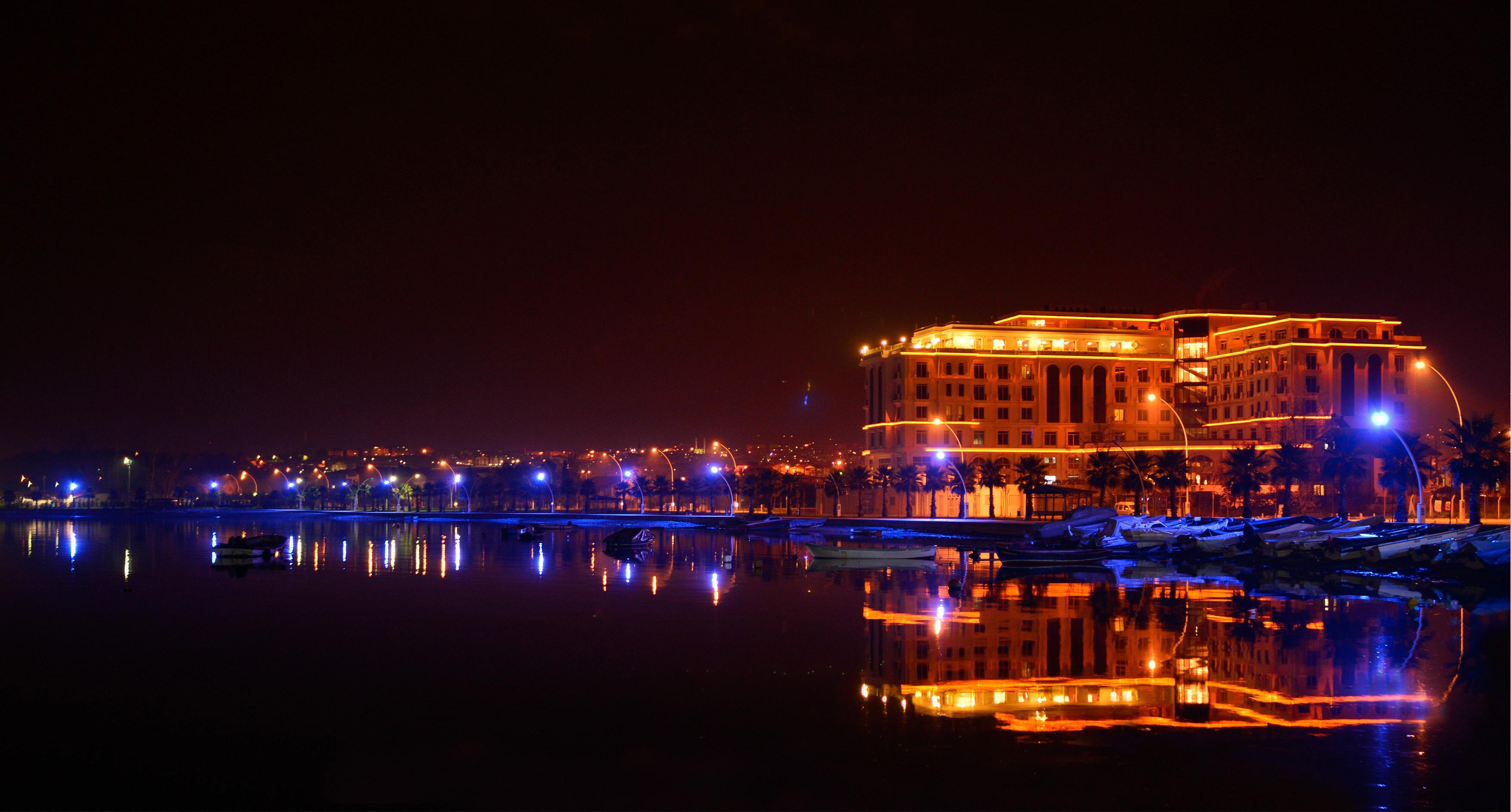 Wellborn Luxury Hotel