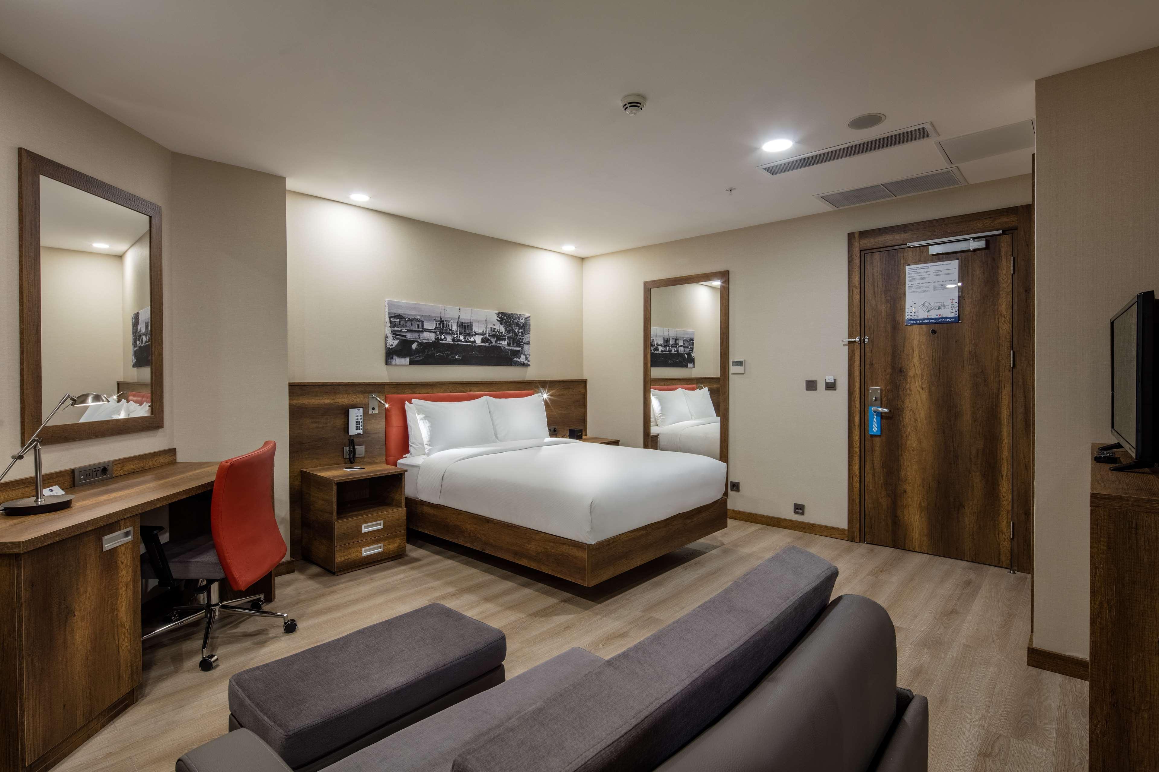 Hampton By Hilton Canakkale 3*