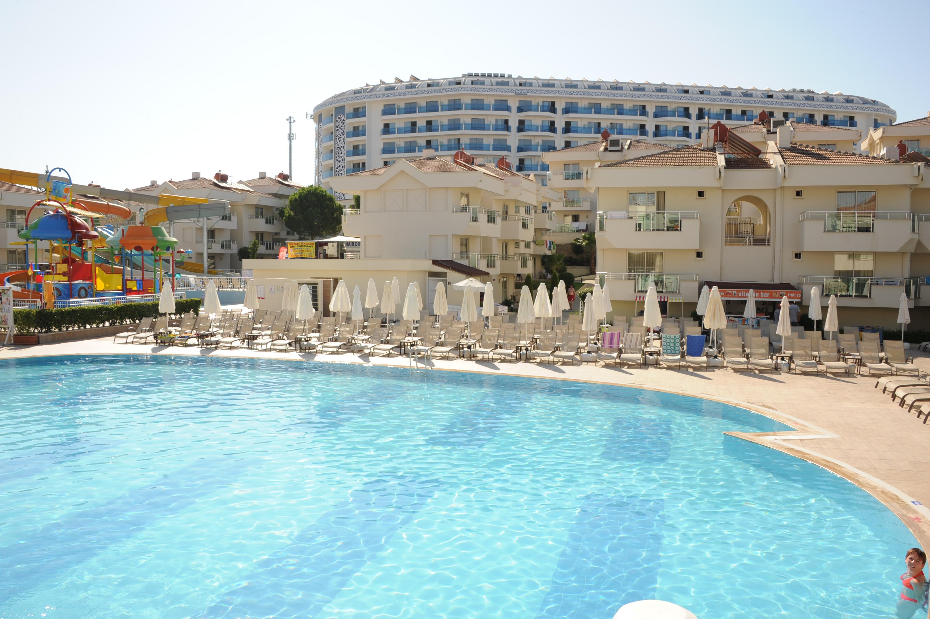 Dream World Hill Hotel