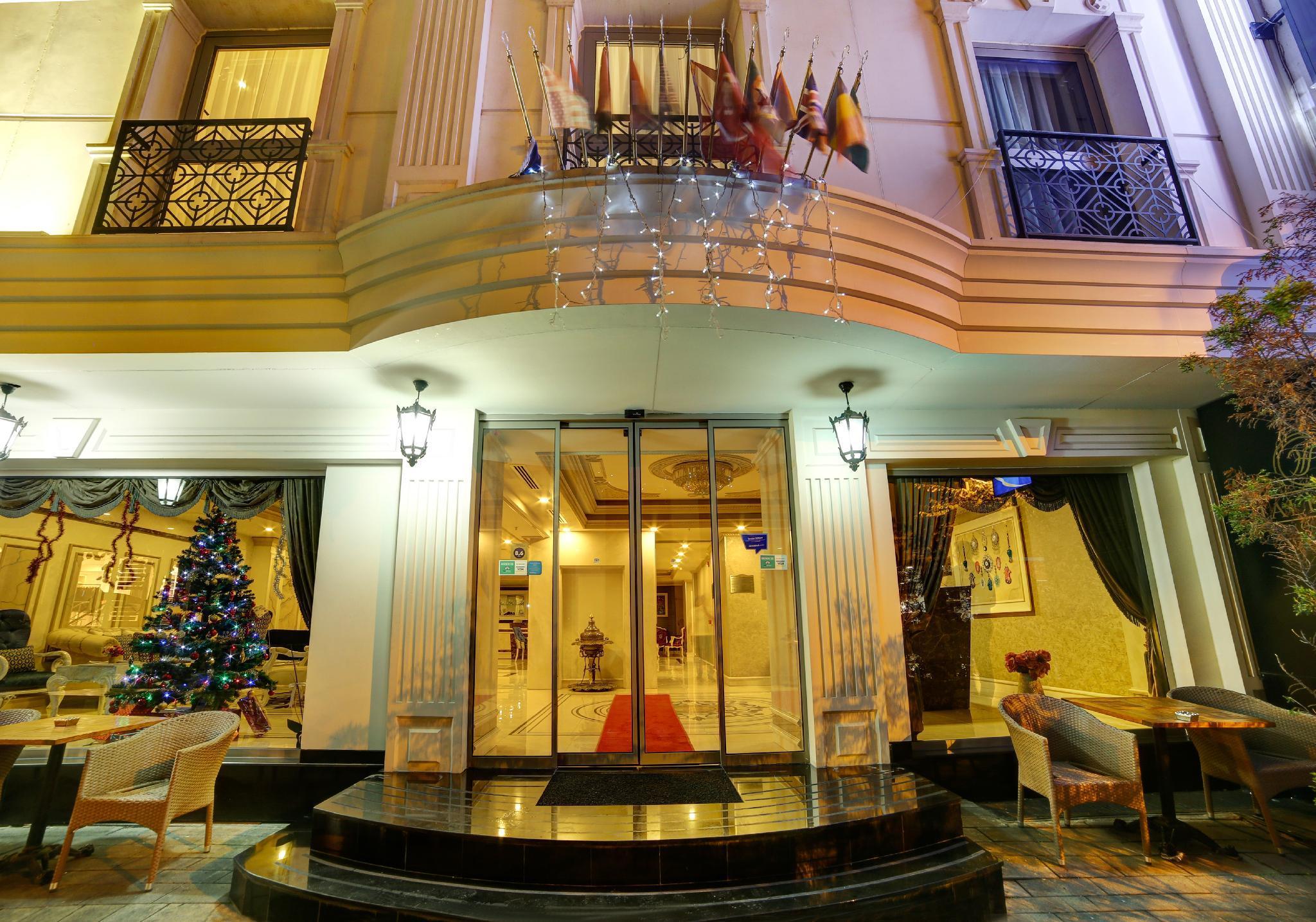 Halifaks Hotel 4*