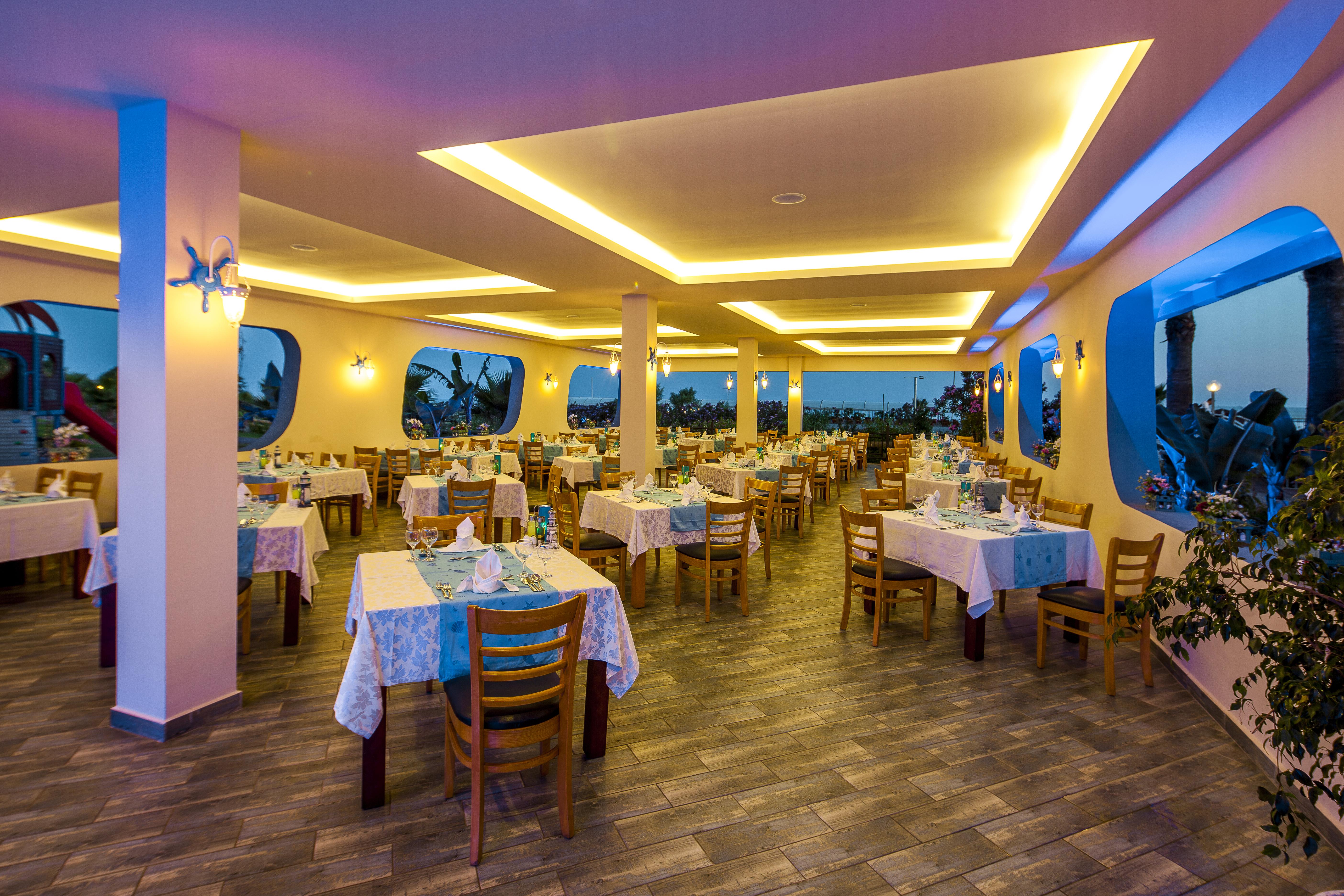 Club Turan World Select Hotel