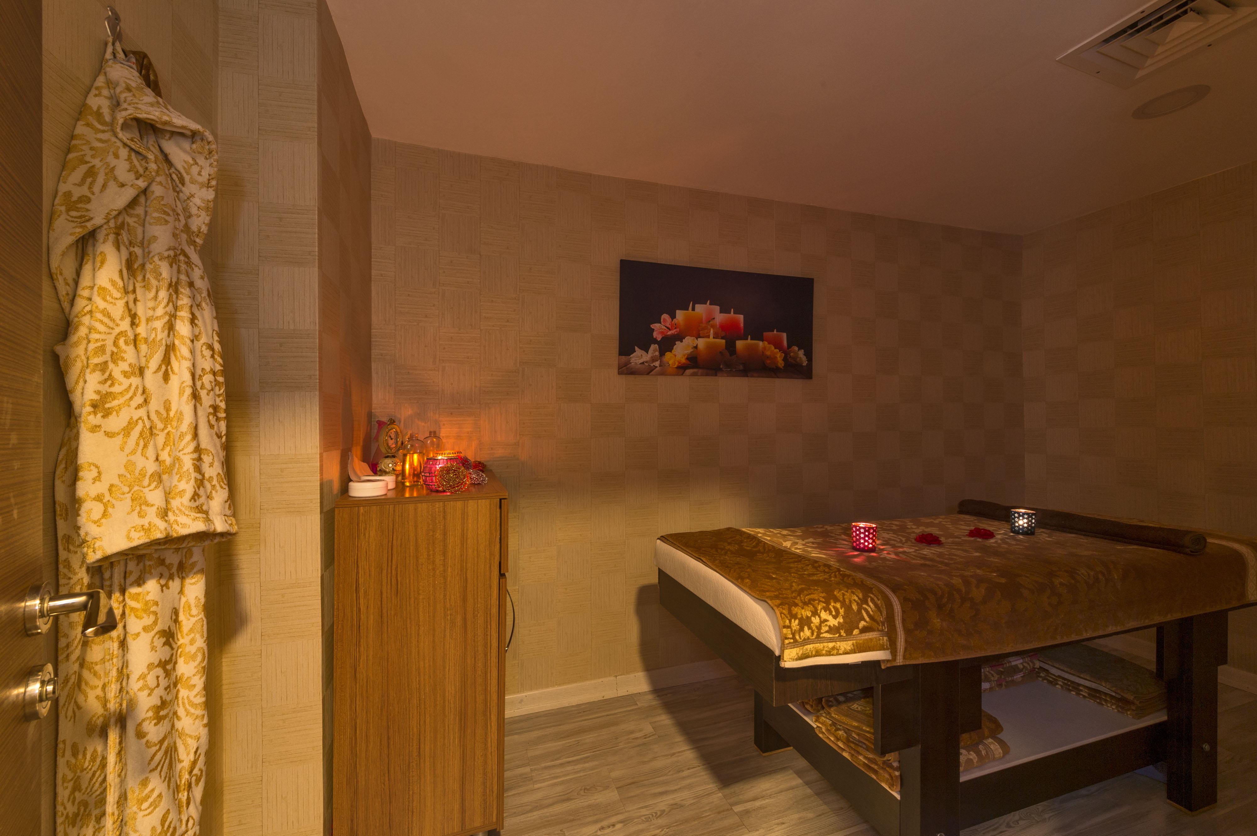 Hotel Grand Pamir