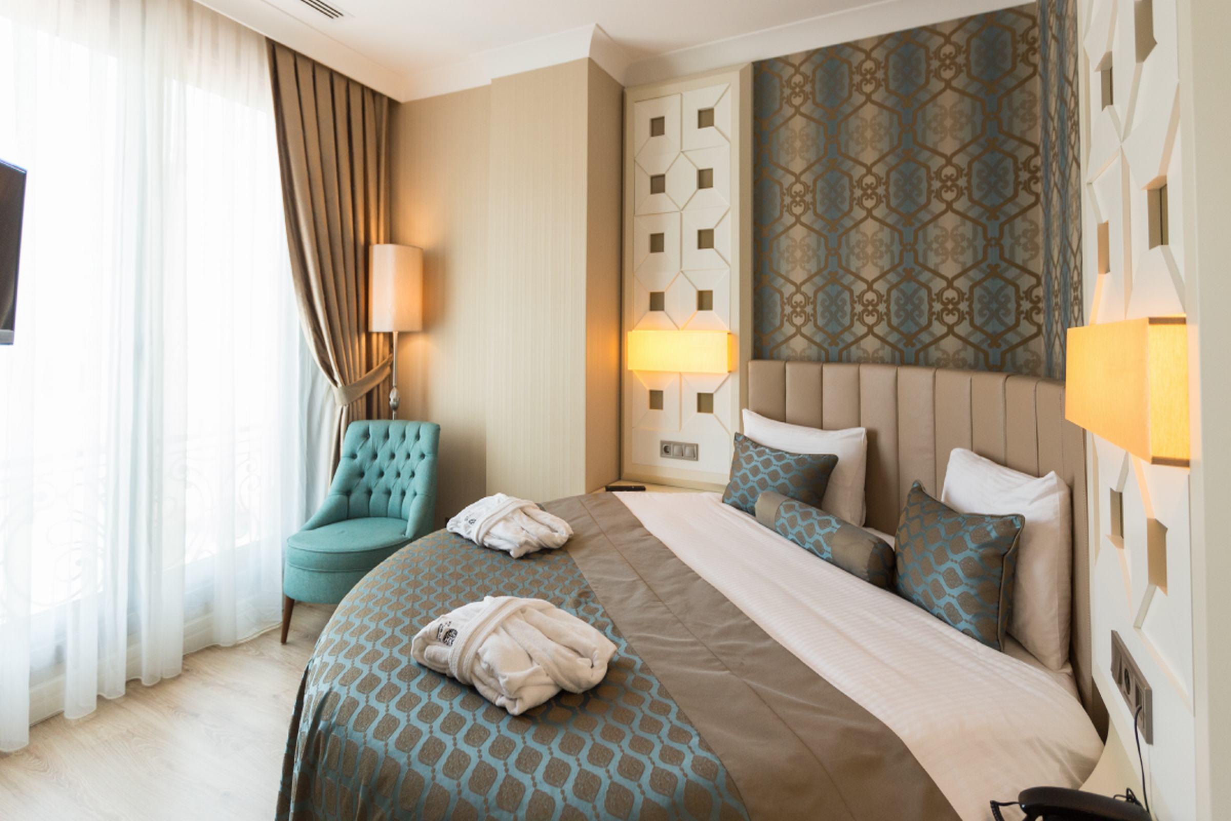 The Grand Mira Business Hotel Hotel