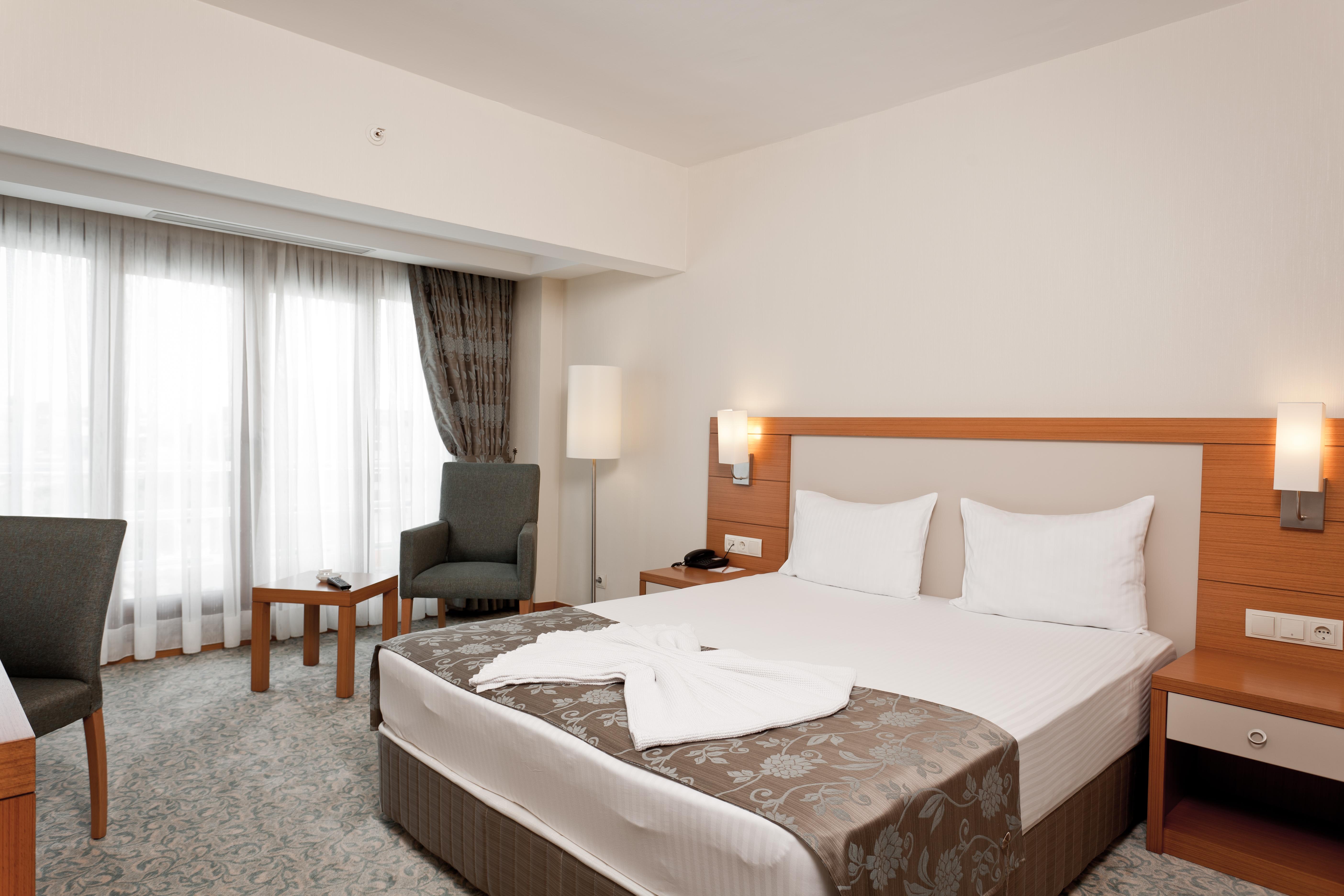 Mercia & Hotel 4*