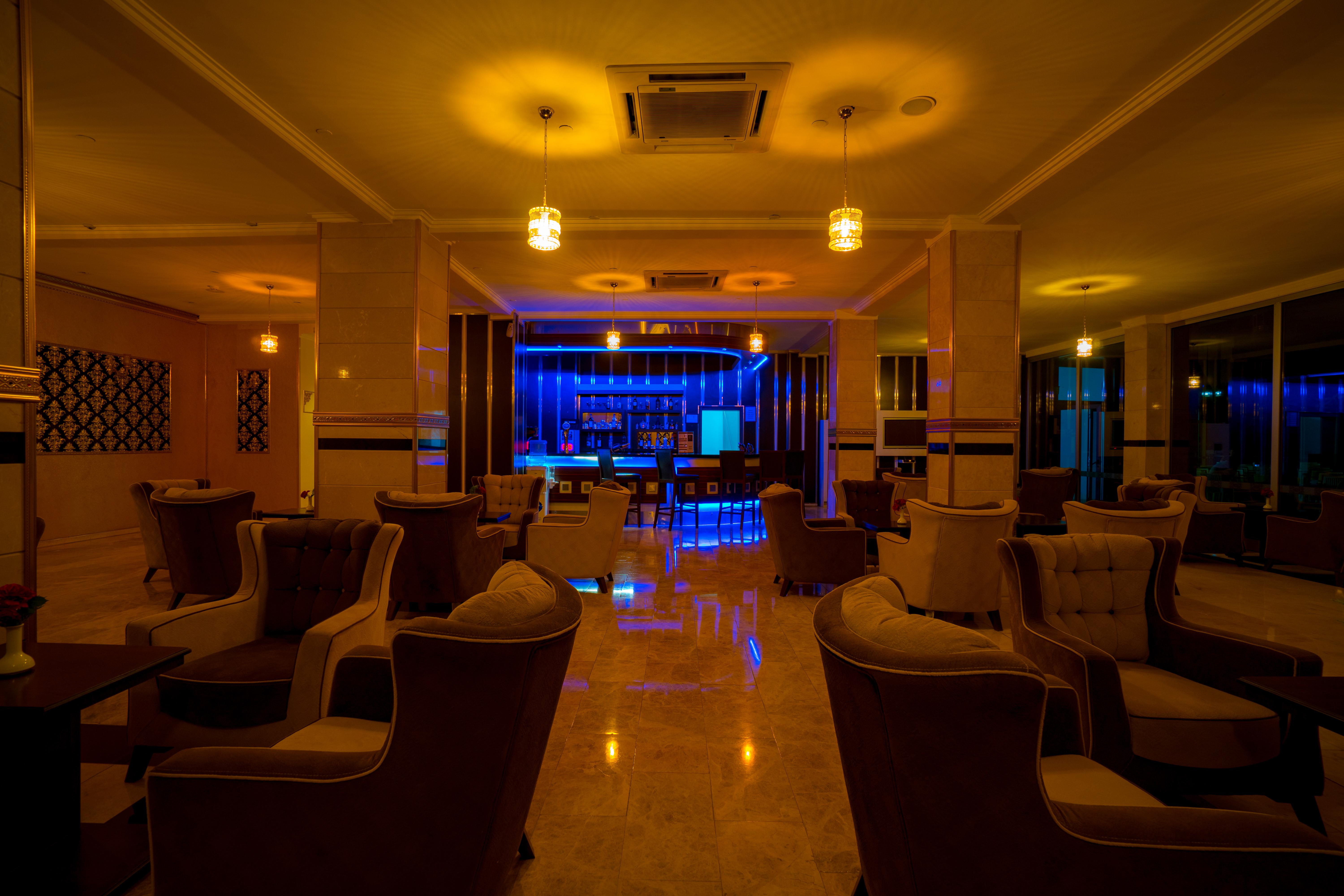 Royal Palace Hotel