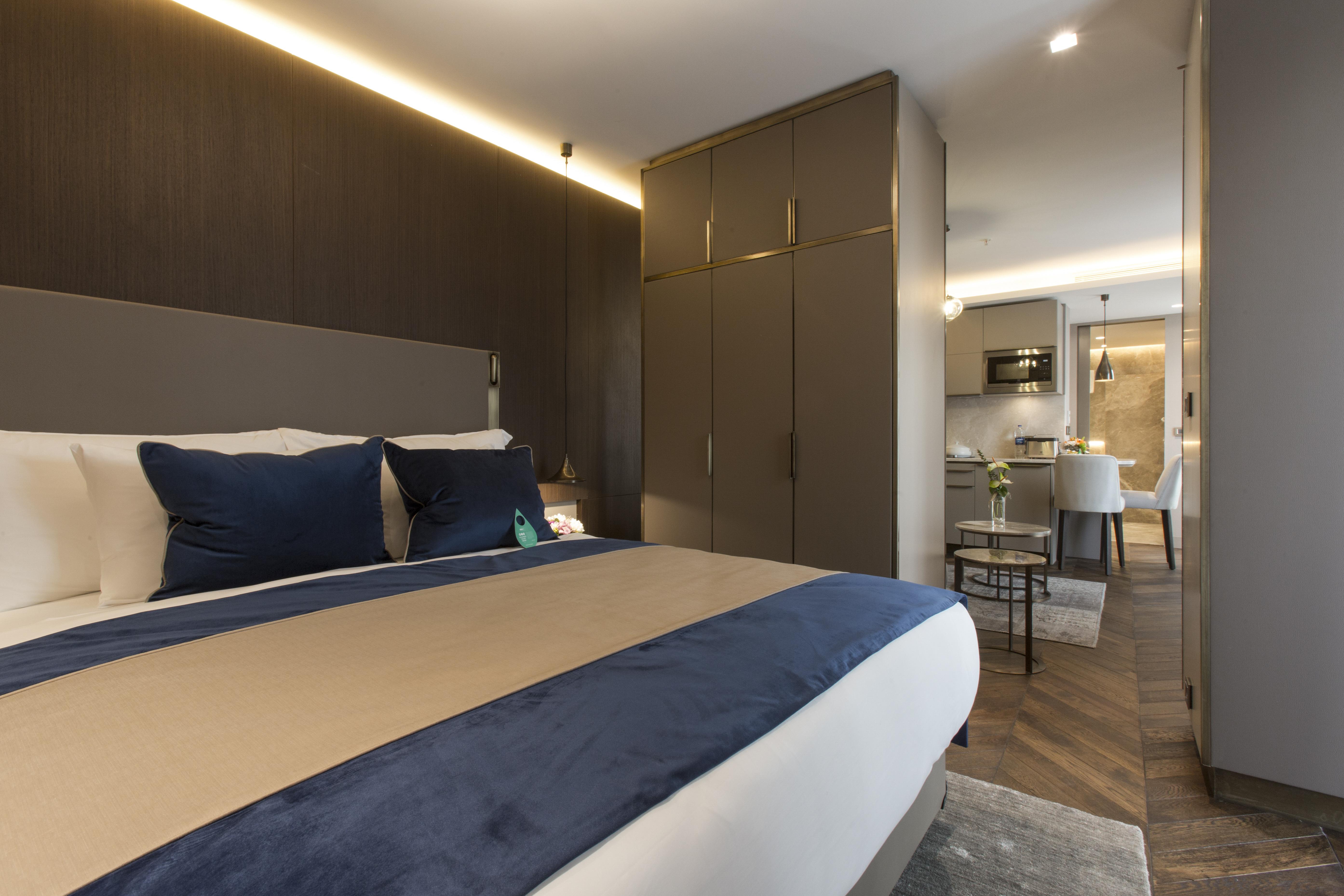 Noble22 Suites-special Category Aparthotel 3*