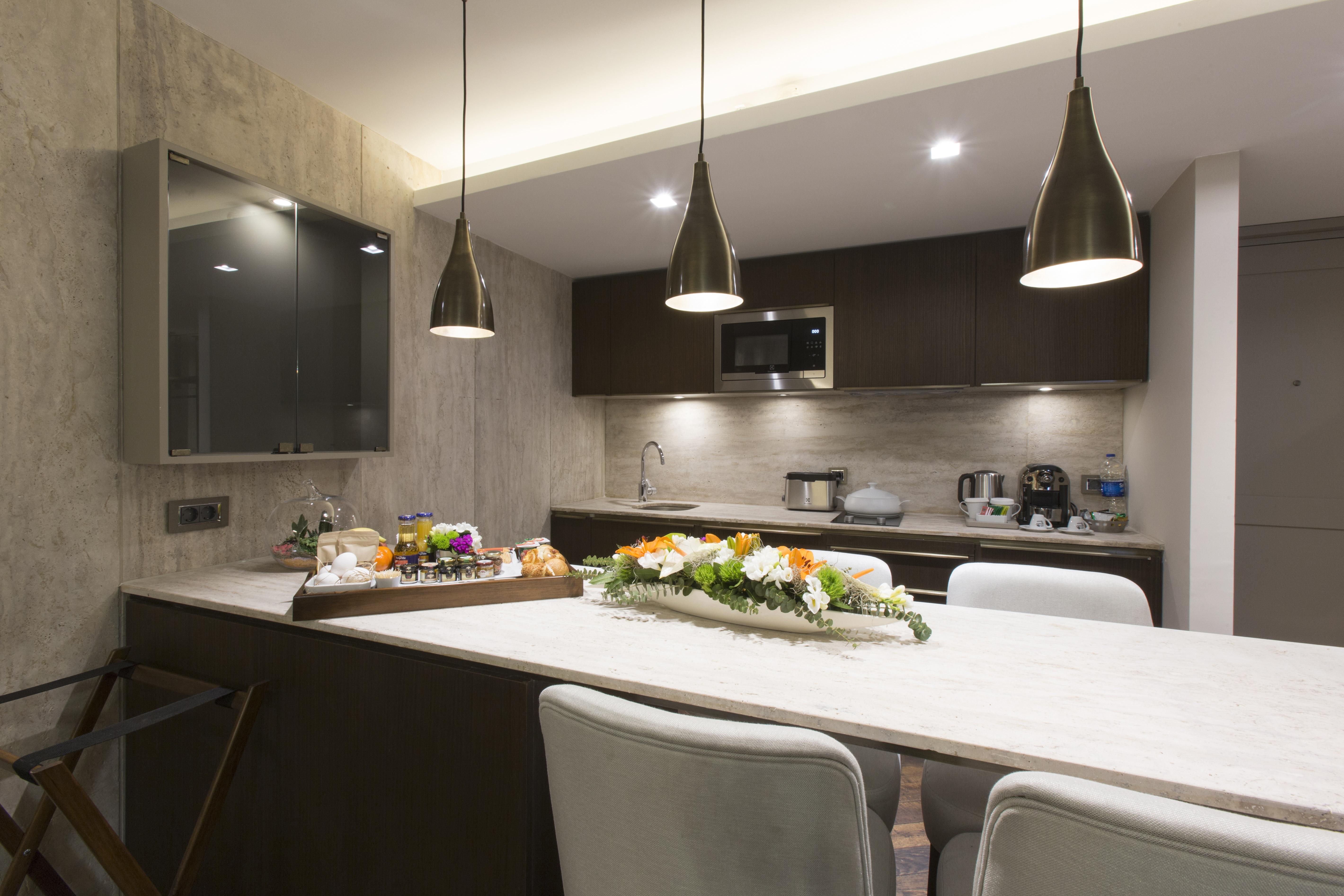 Noble22 Suites-special Category Aparthotel 3*
