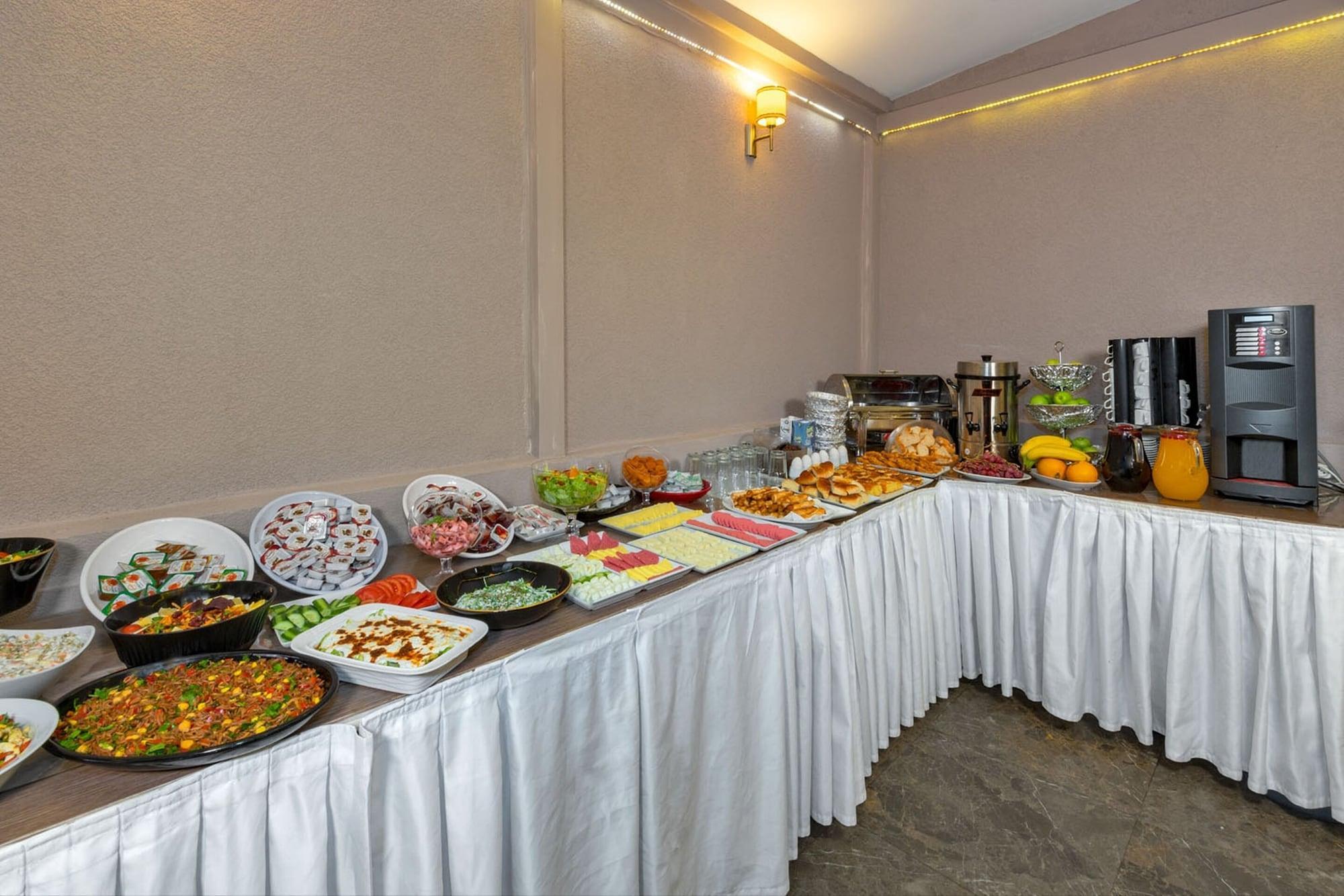 Hotel Aristocrat 3*