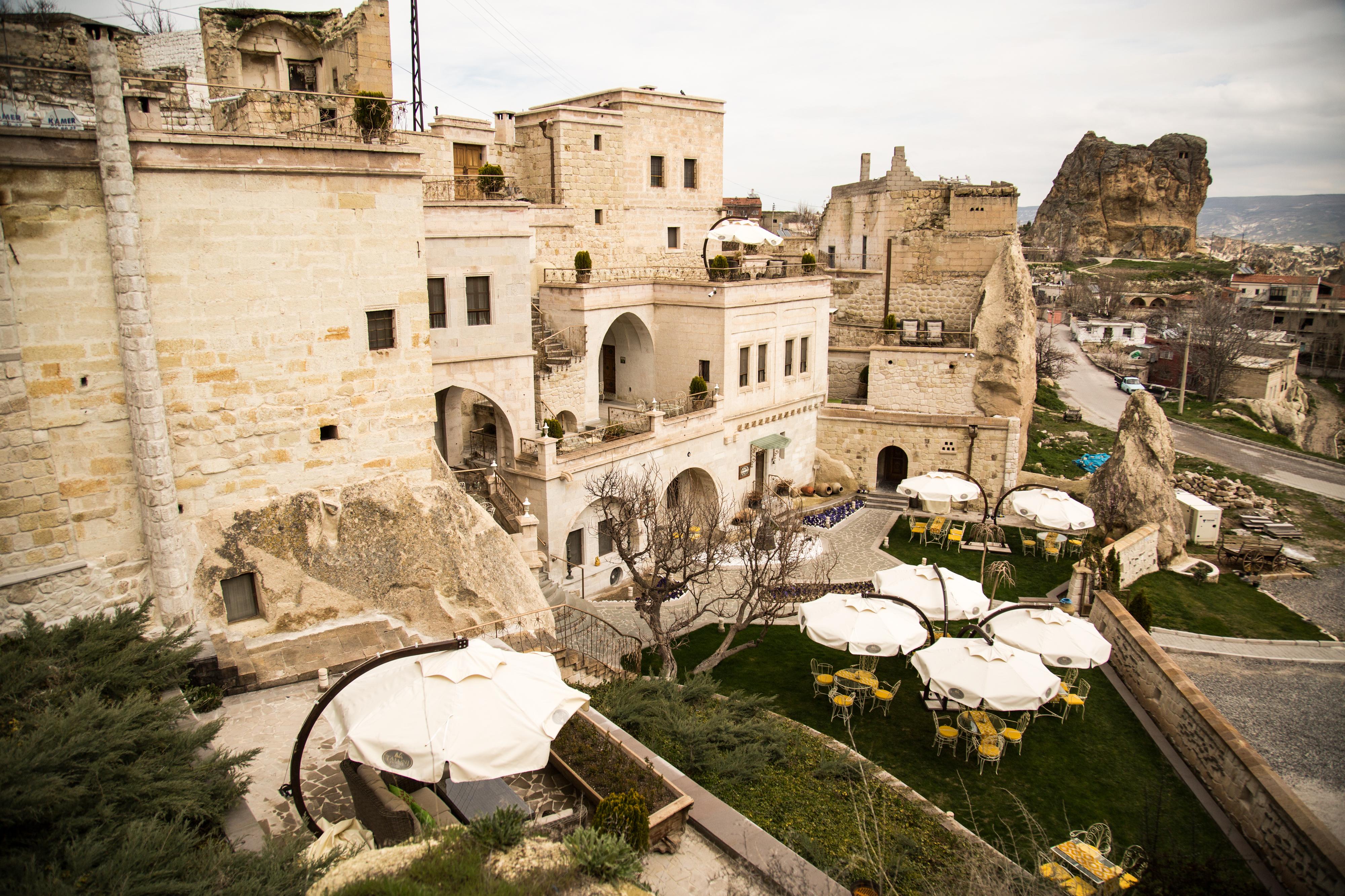 Tafoni Cave Hotel