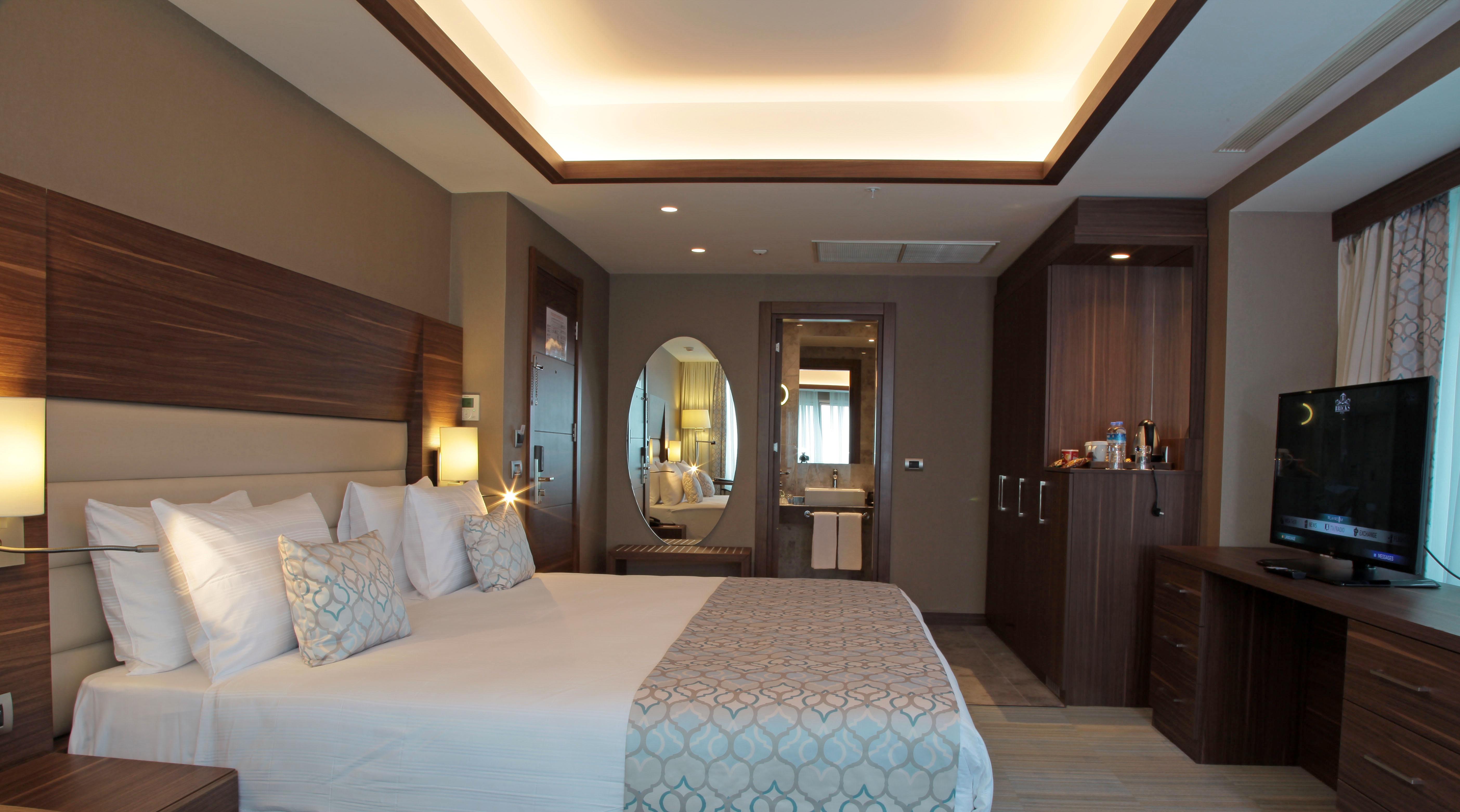 Bricks Hotel 5*
