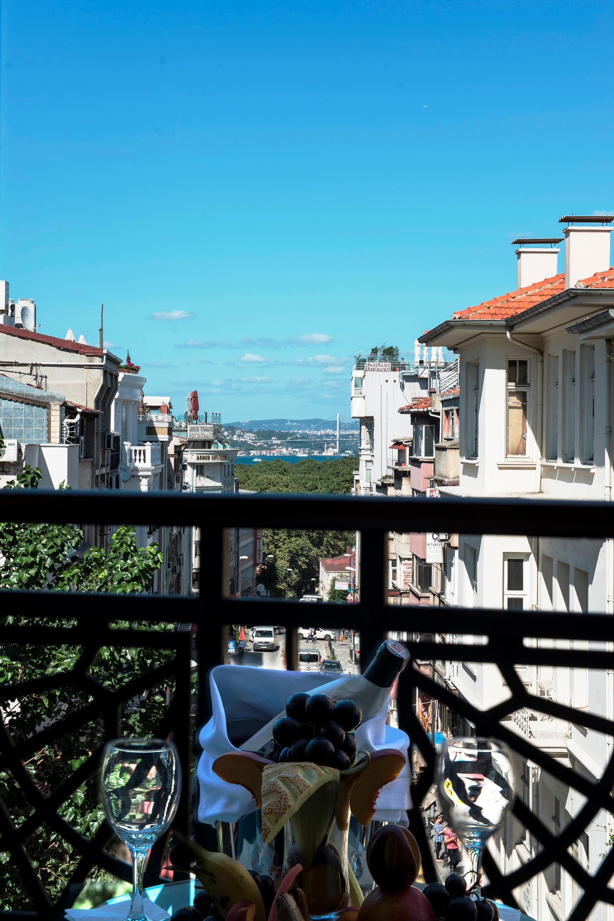 Hotel Antusa Palace &