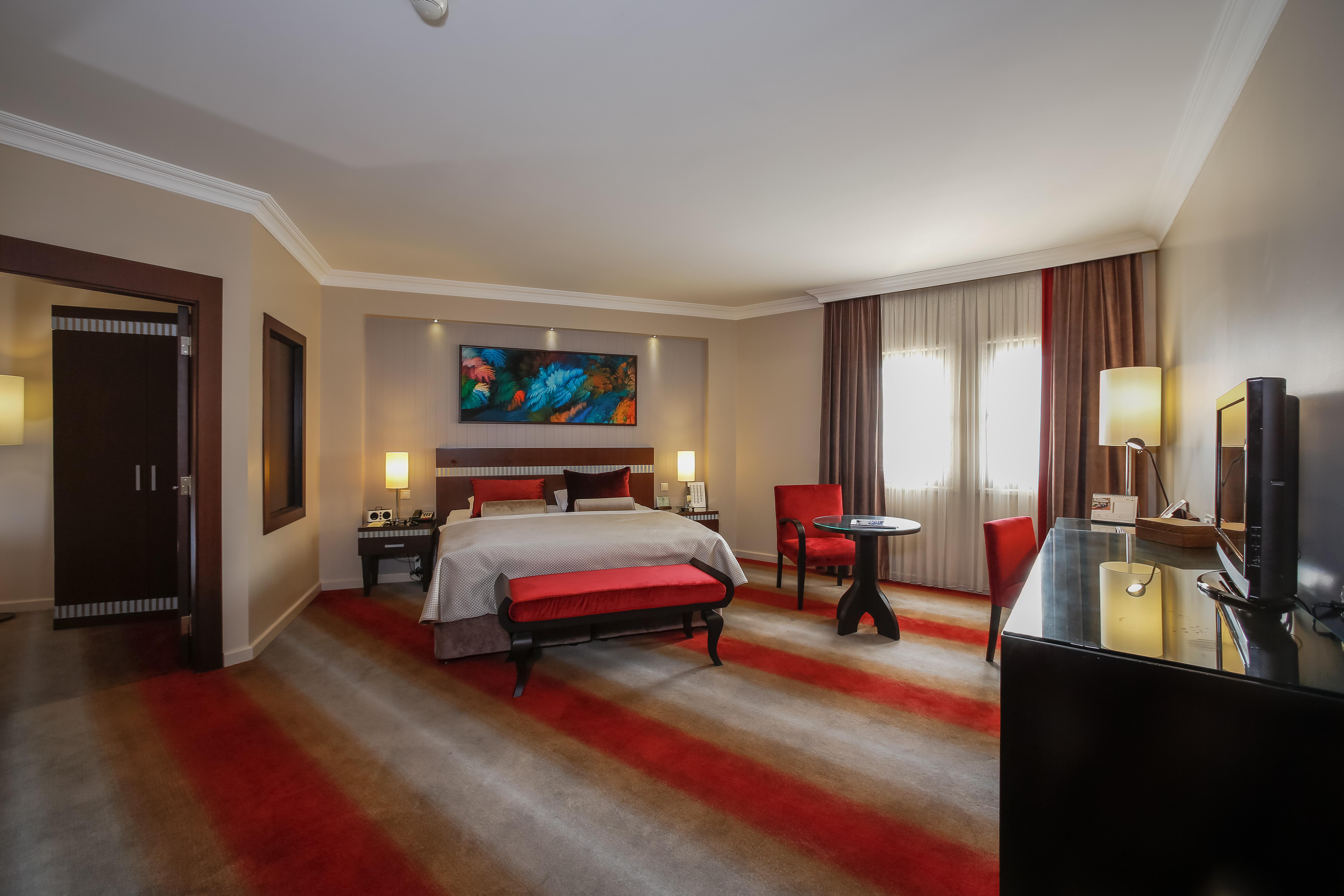Almira Thermal & Convention Center Bursa