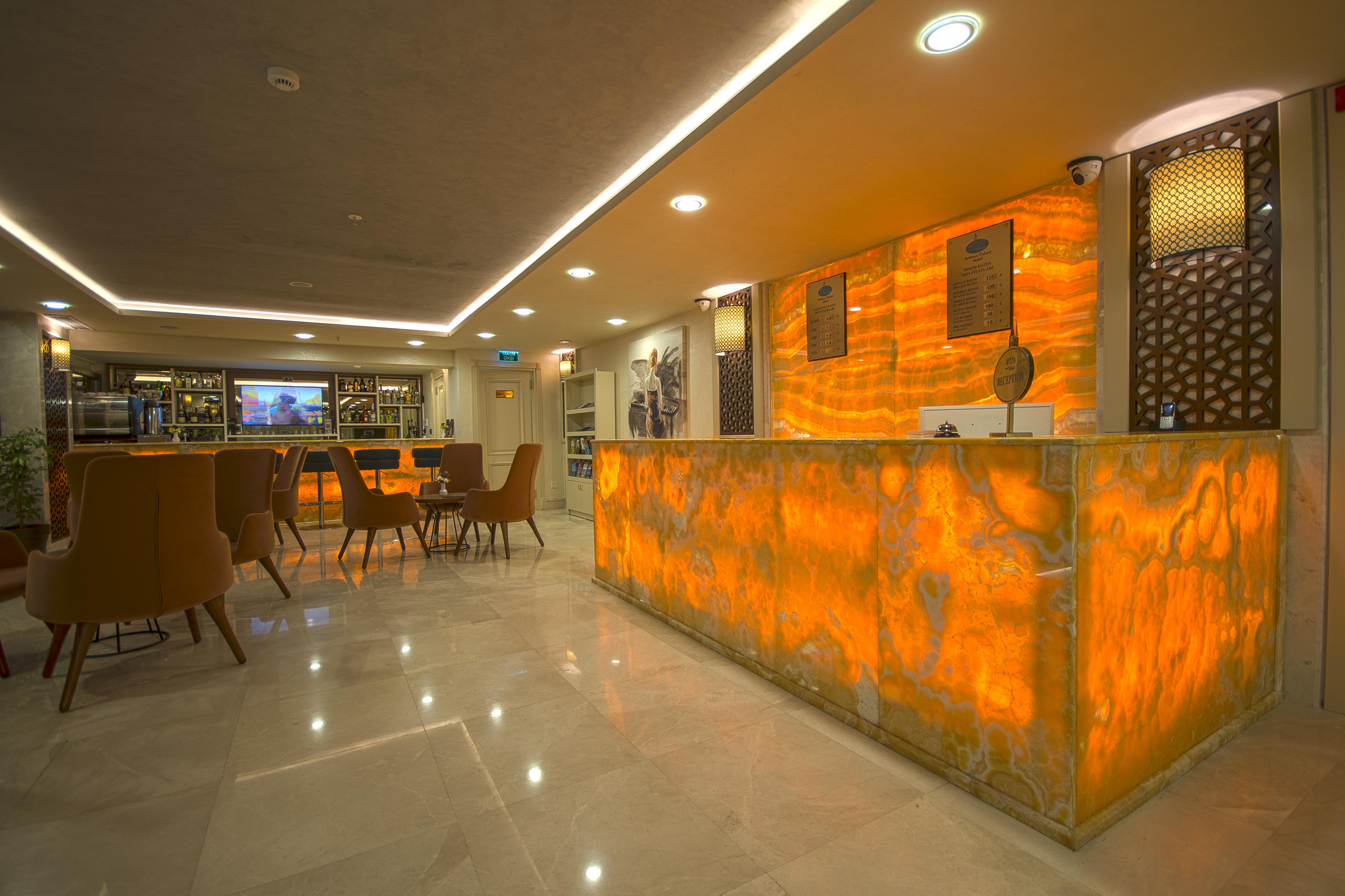 Hotel Antusa Palace & 4*