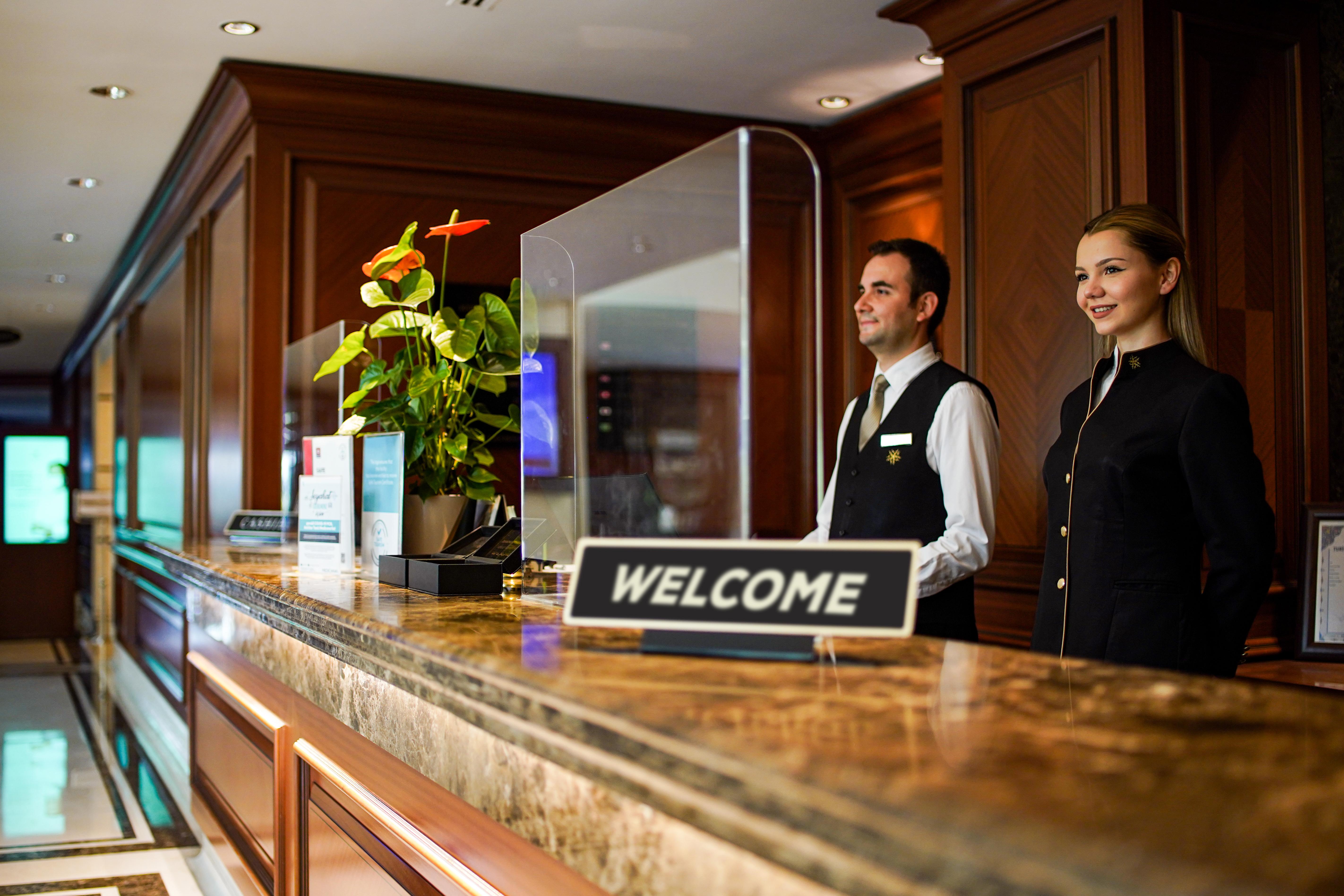 Almira Thermal & Convention Center Hotel