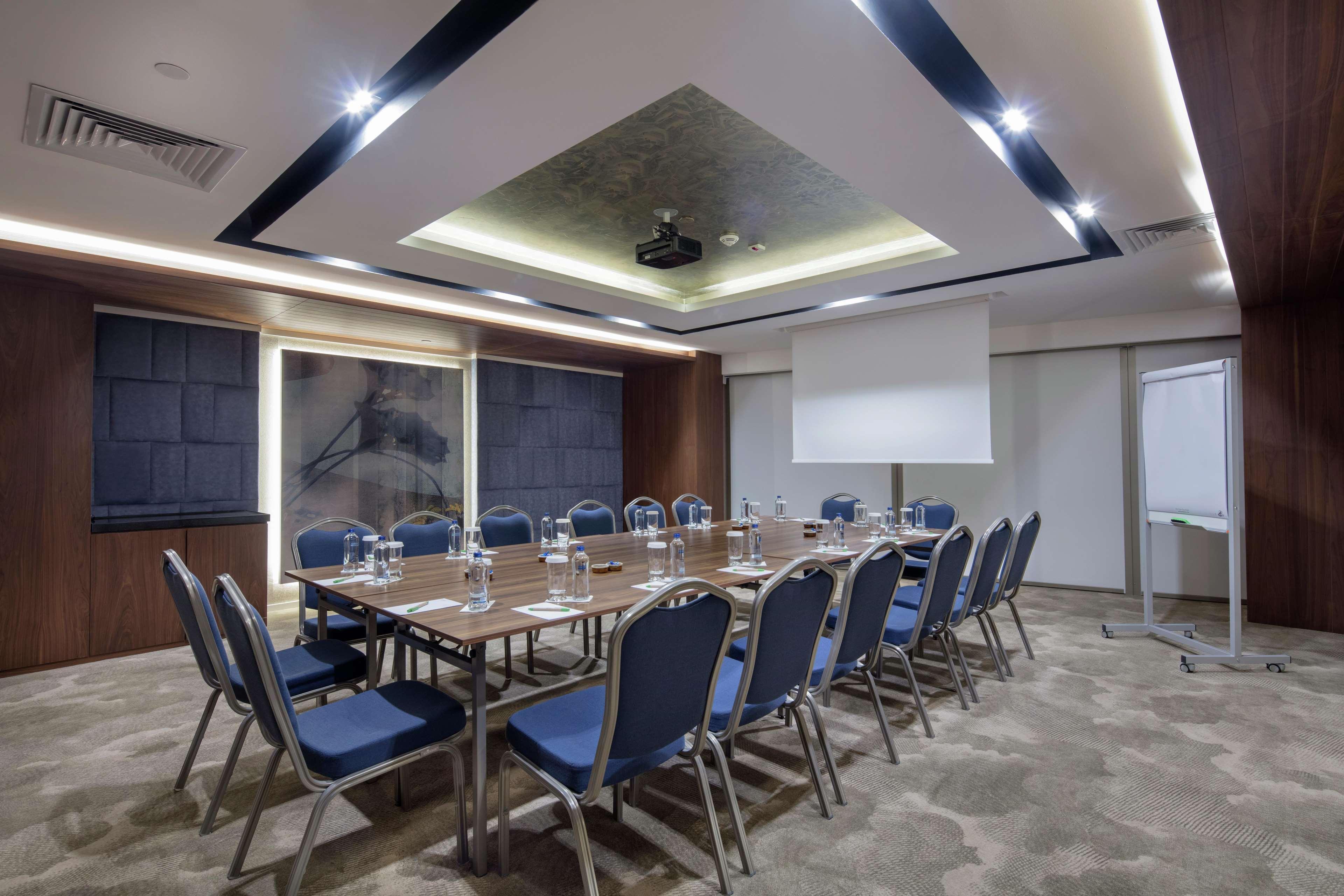 Hilton Garden Yalova 4* Yalova (Yalova)