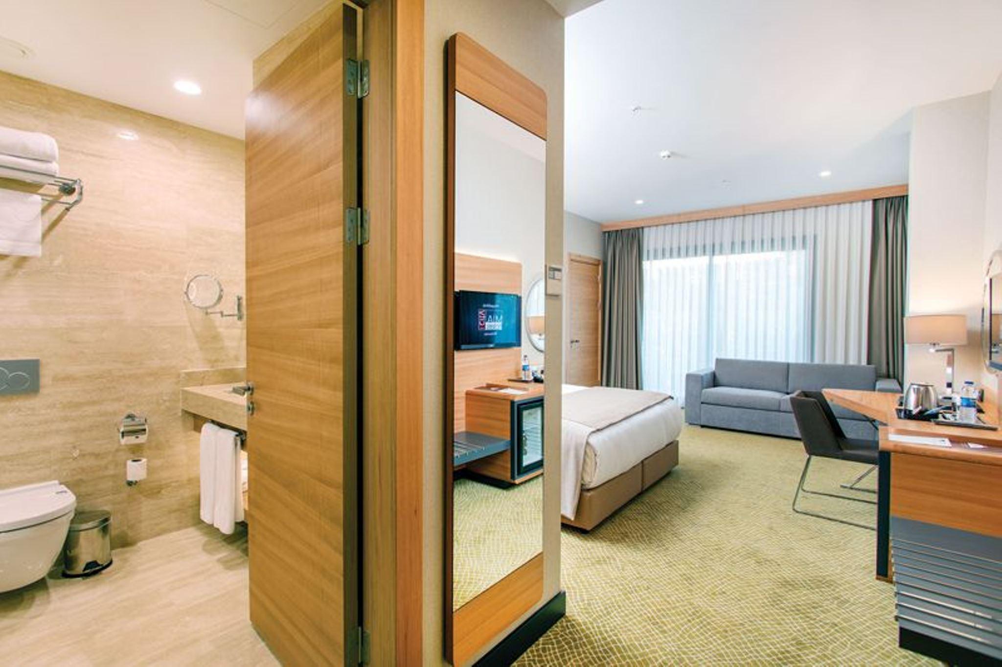 Mia Hotel