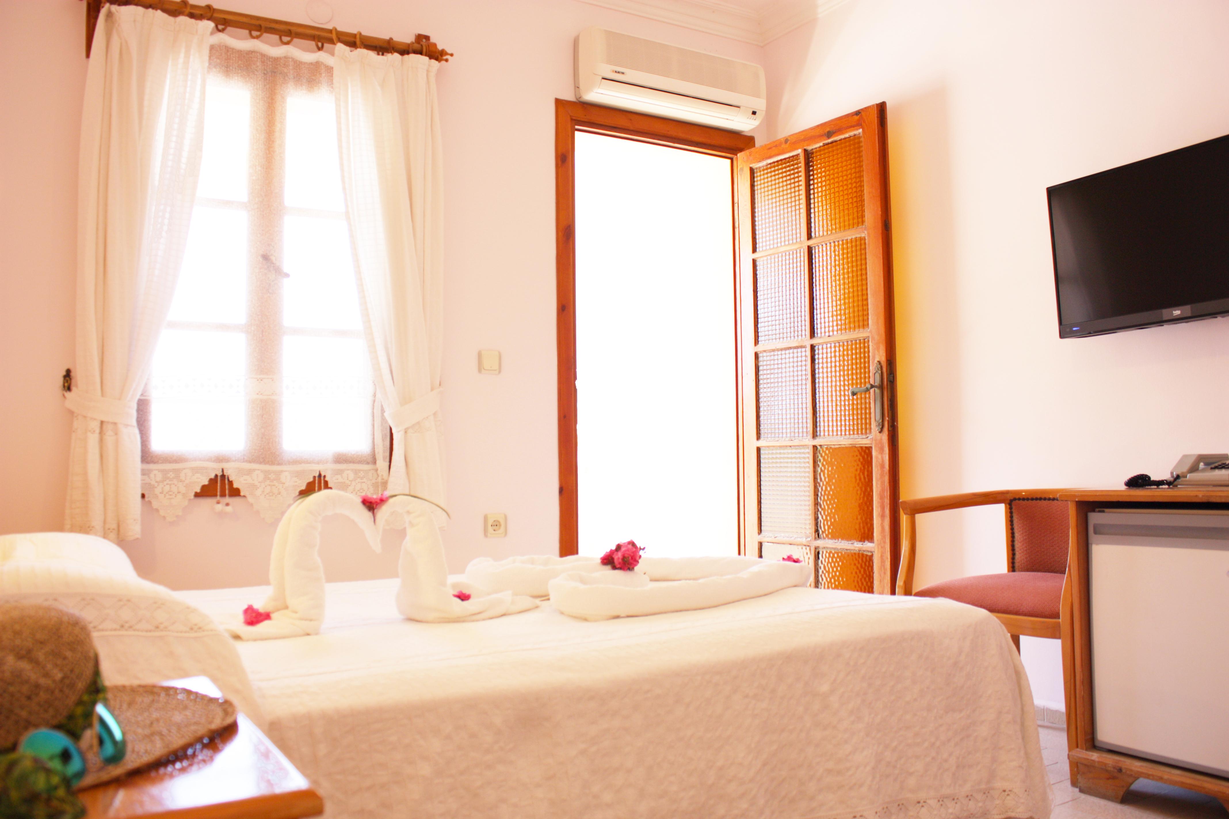 Hotel Toloman 2*
