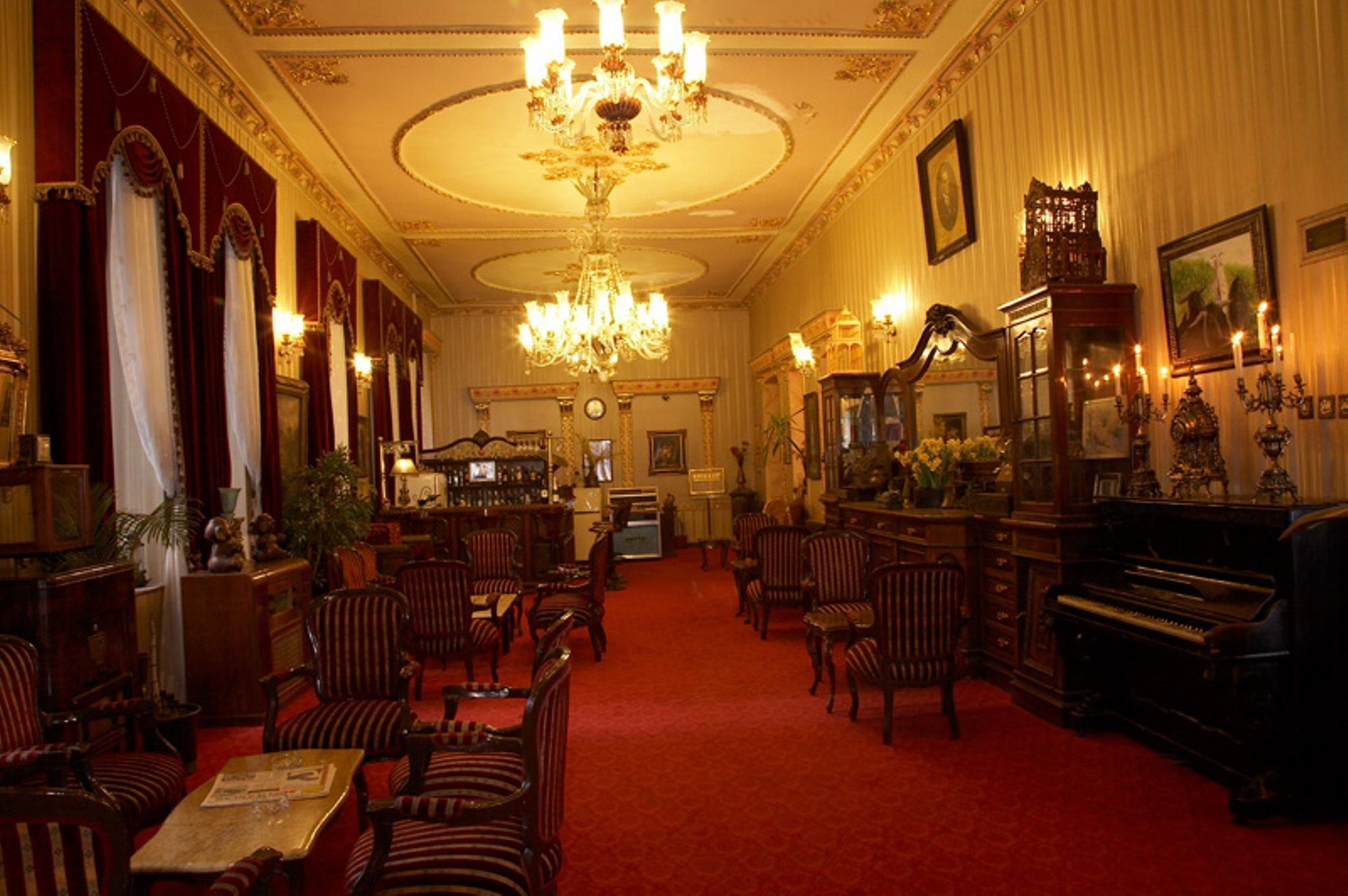 Grand De Londres Hotel 4*
