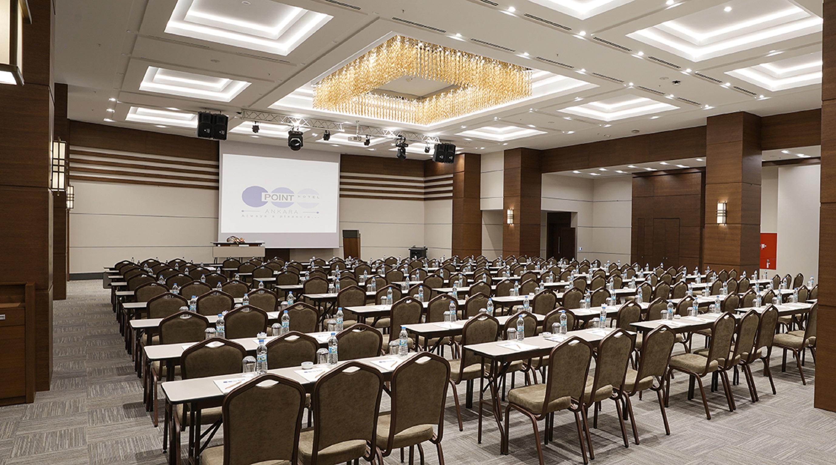 Hotel Radisson Blu Cankaya 5*