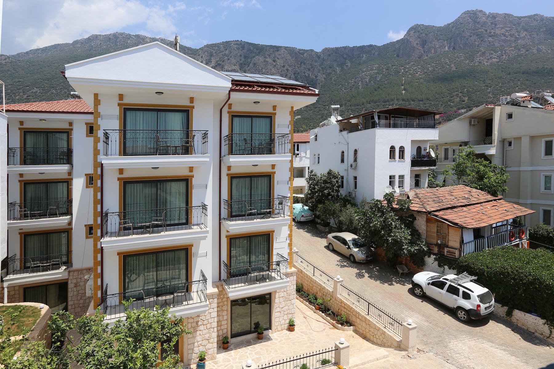 Payam Hotel