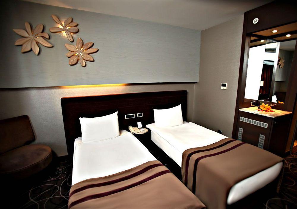 Hotel Kervansaray 3*