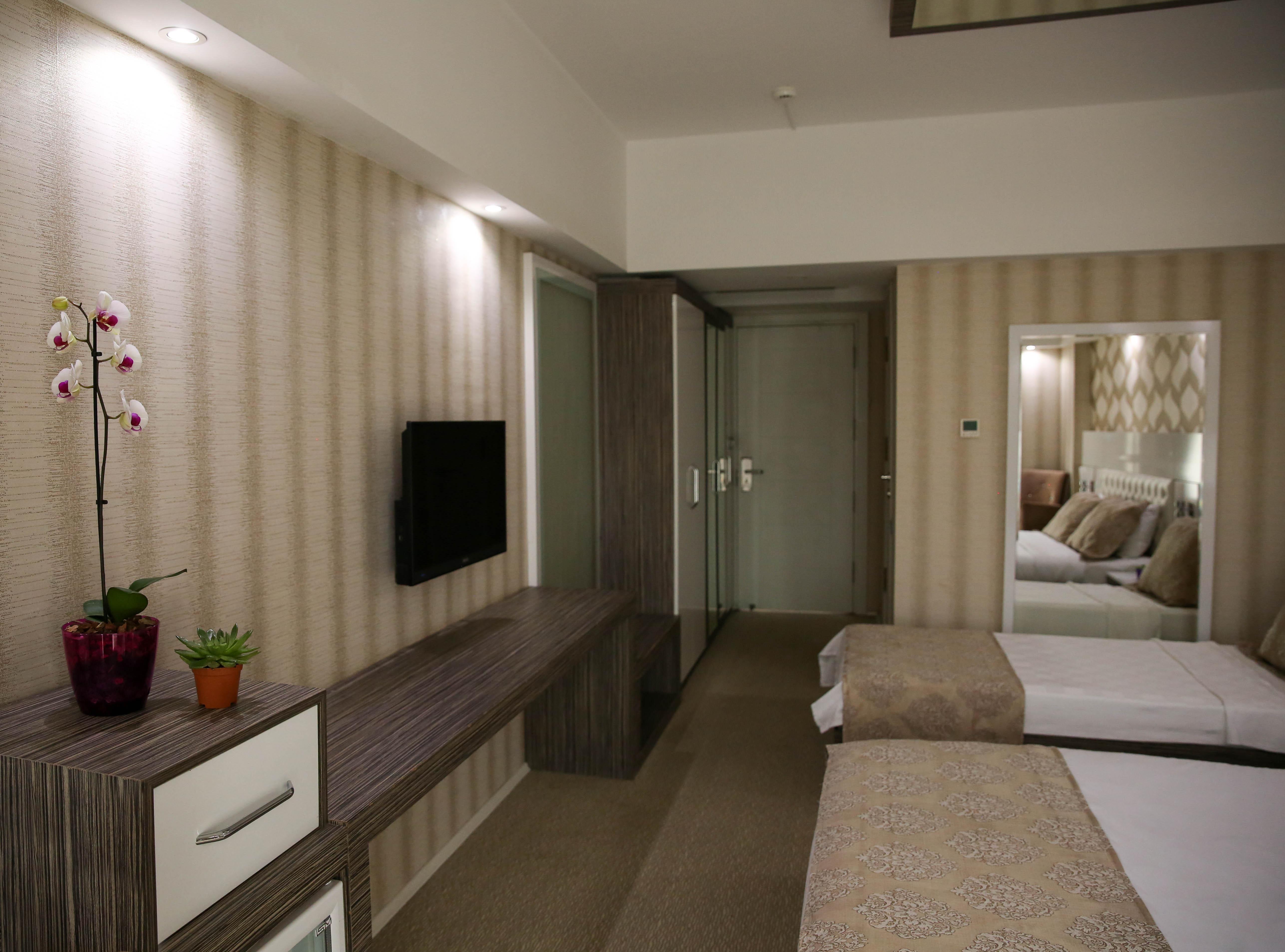 Hotel Mox Wellness & 4*