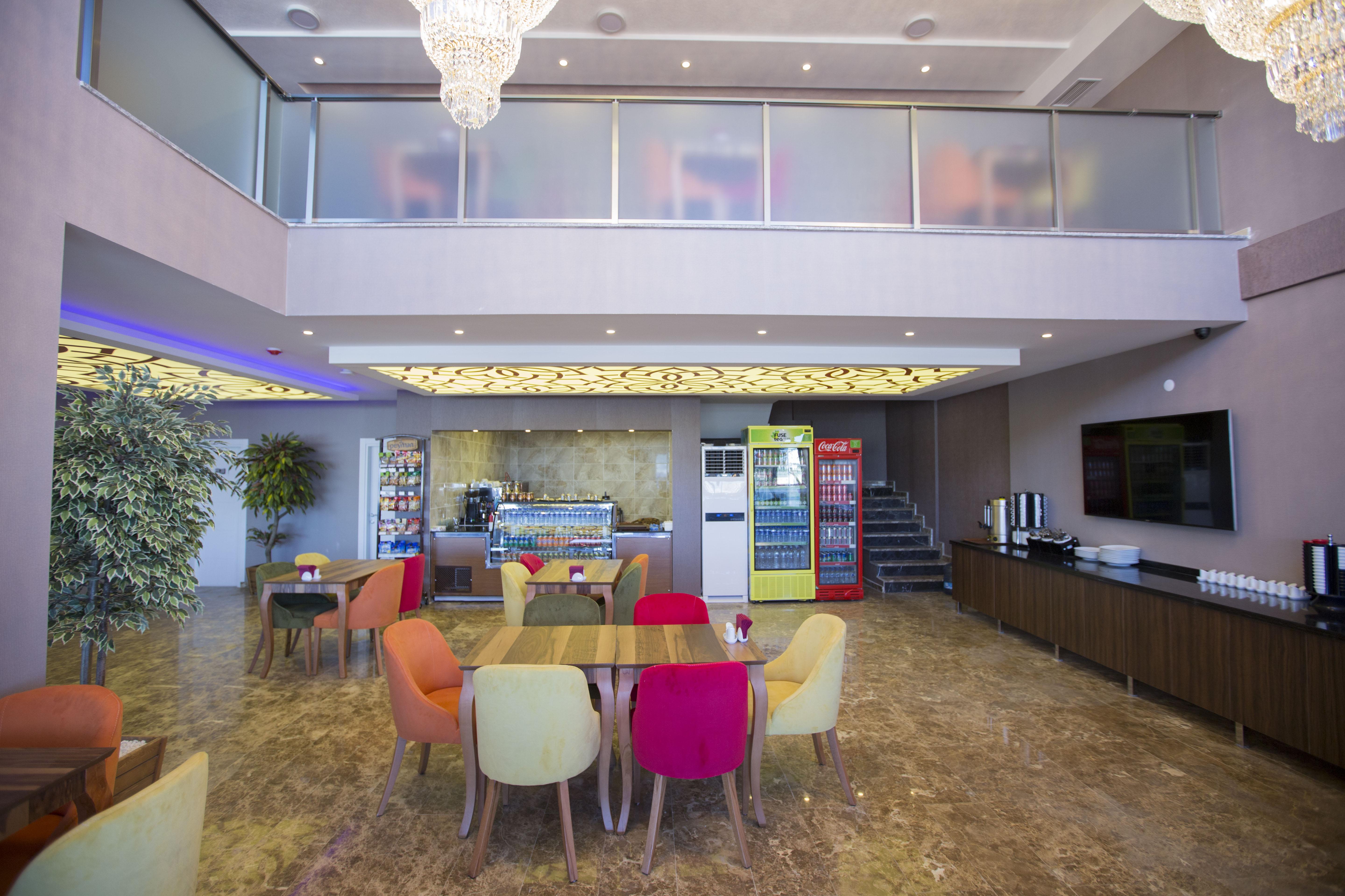 Royal Life Exclusive Hotel 4*