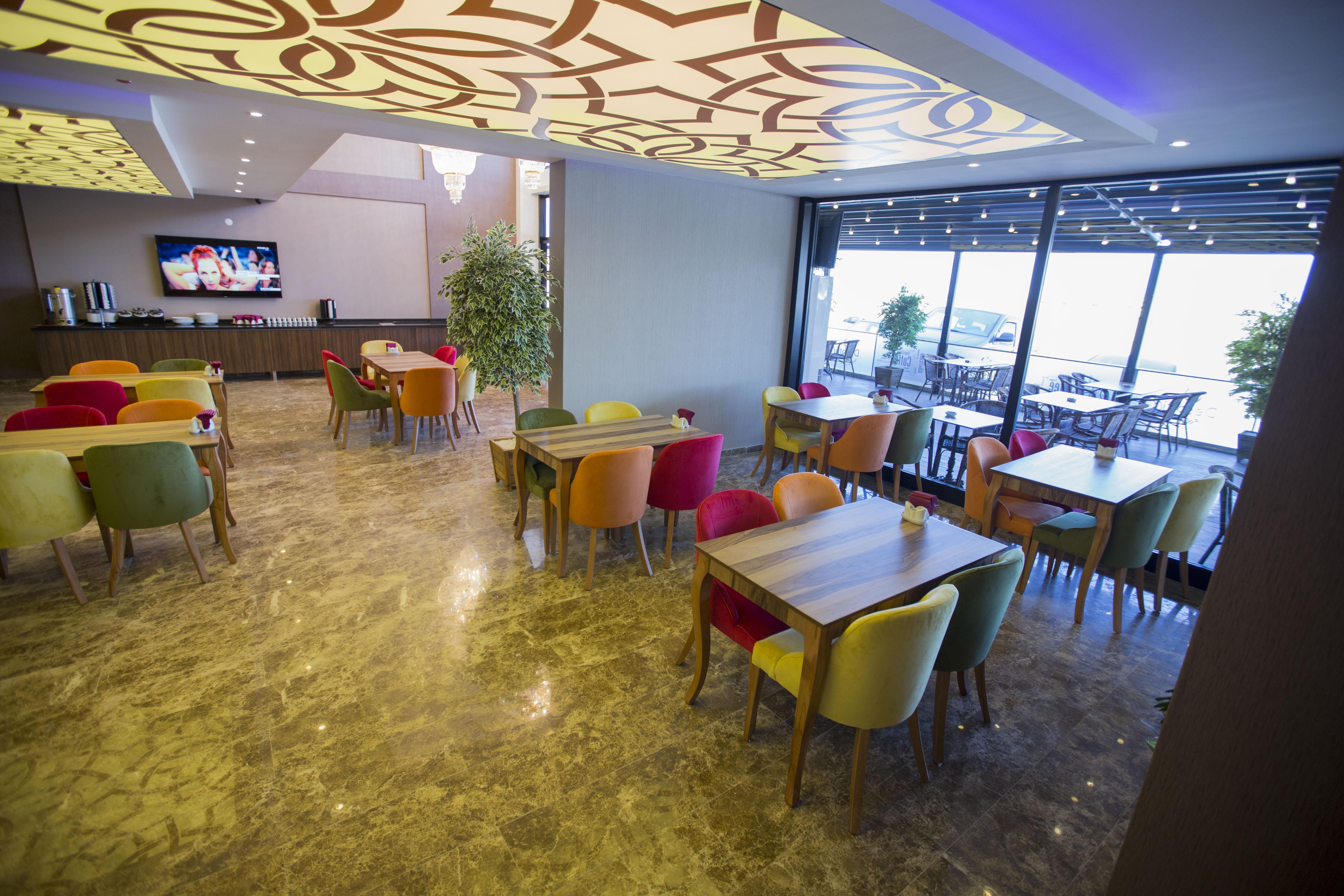 Royal Life Exclusive Hotel 4*