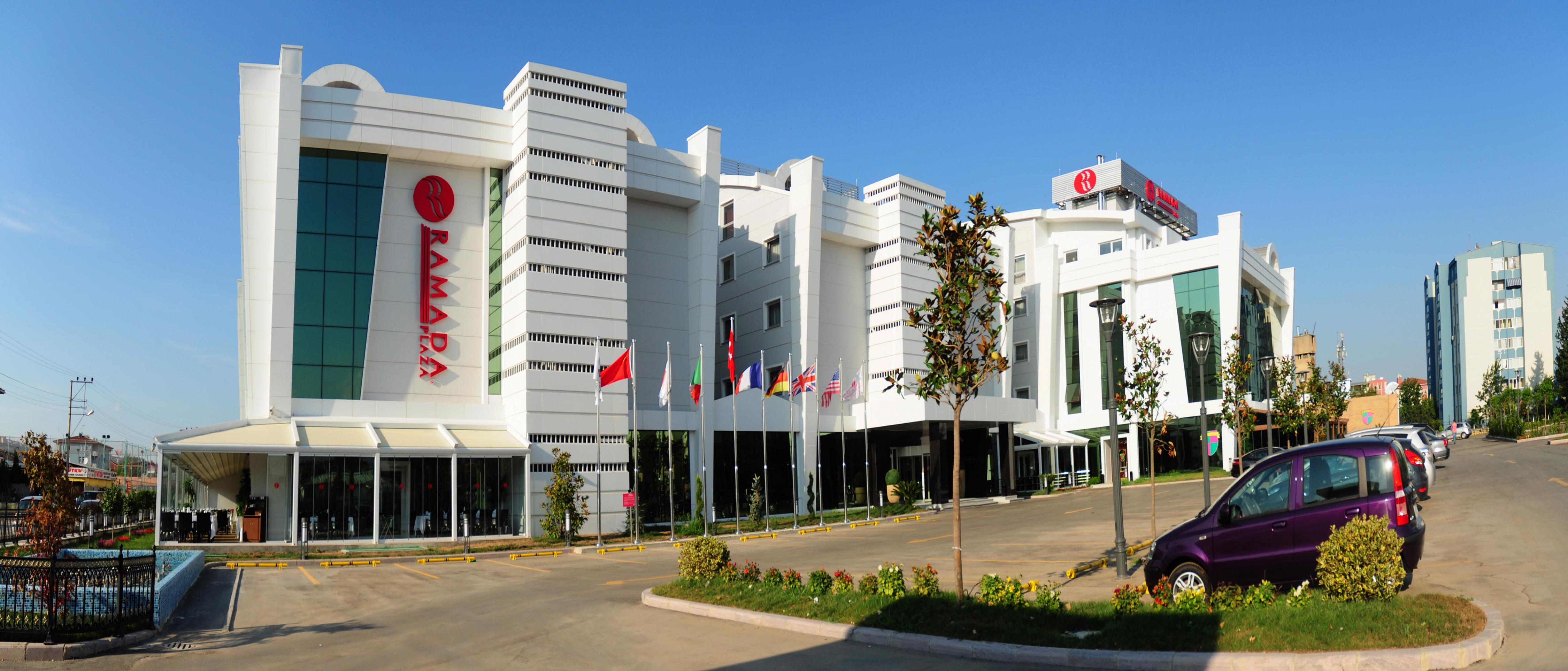 Ramada Plaza By Wyndham Izmit 5*