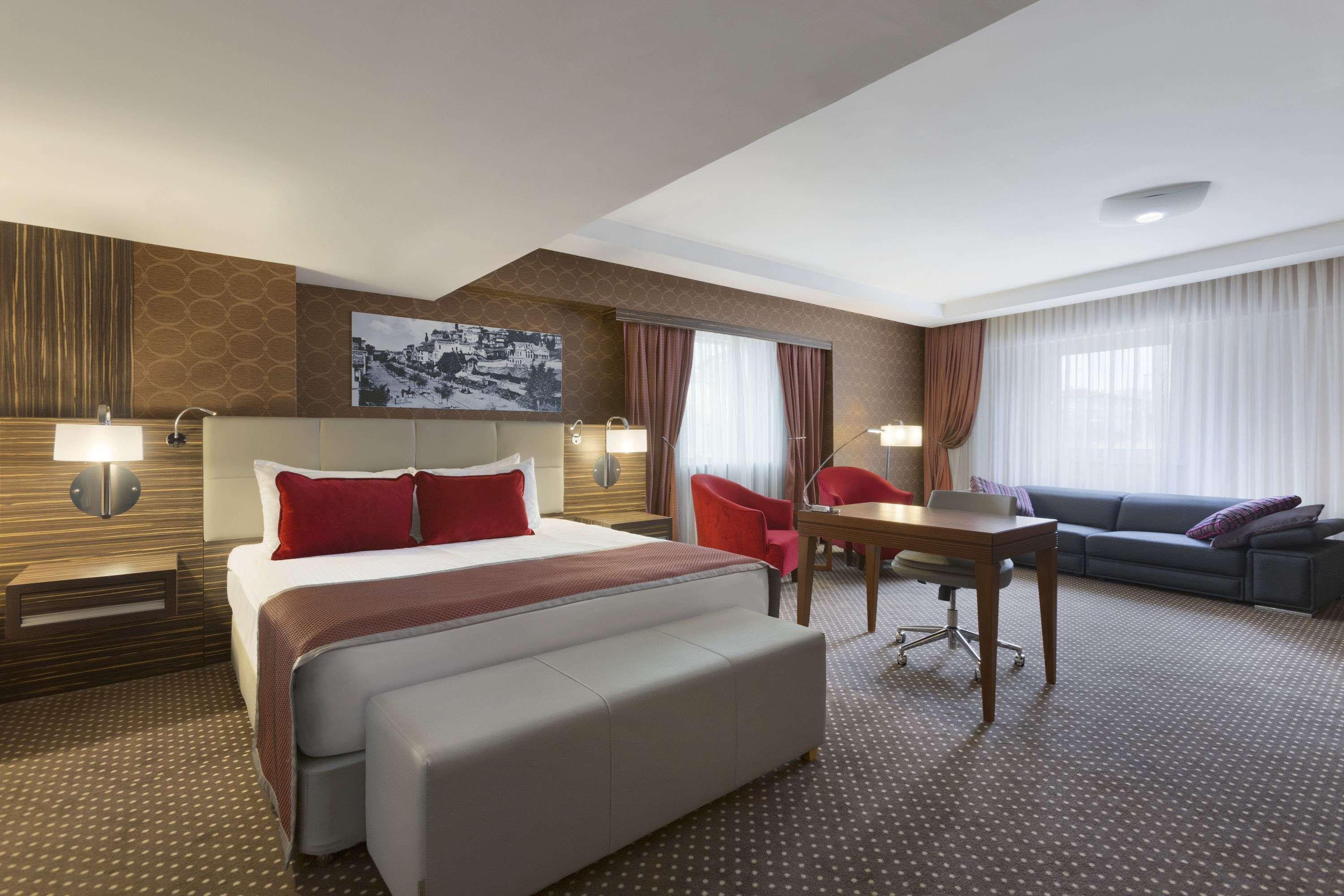 Ramada Plaza By Wyndham Izmit Hotel 5*