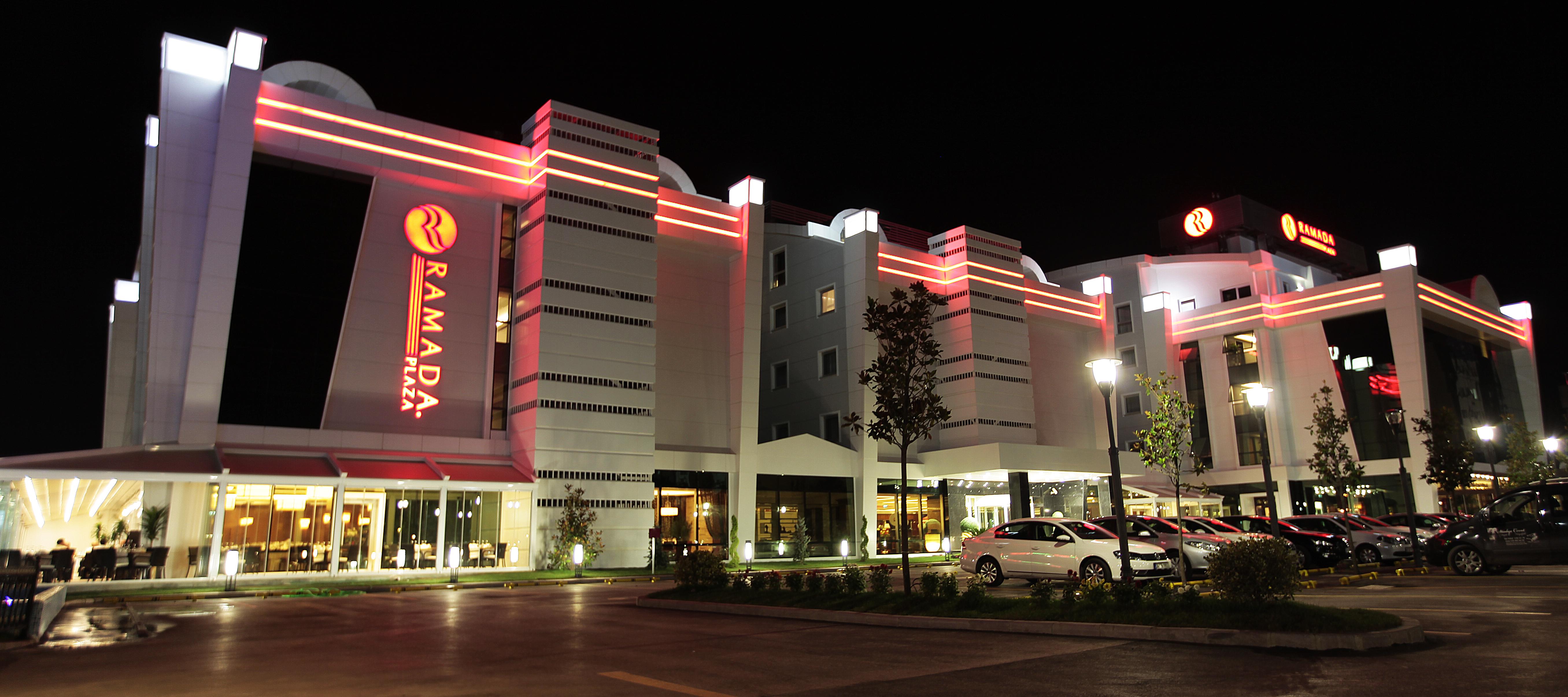 Ramada Plaza By Wyndham Izmit 5*